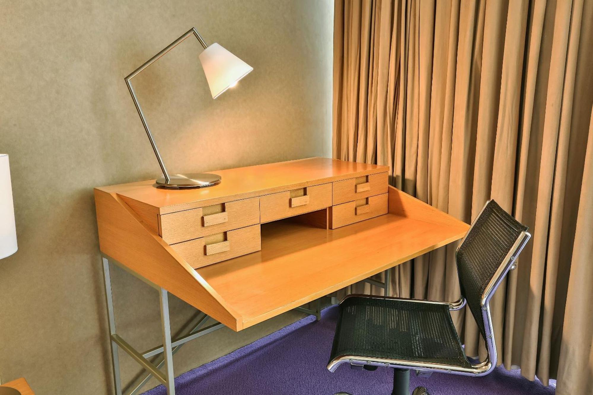 Camino Real Santa Fe 5* Mexico City