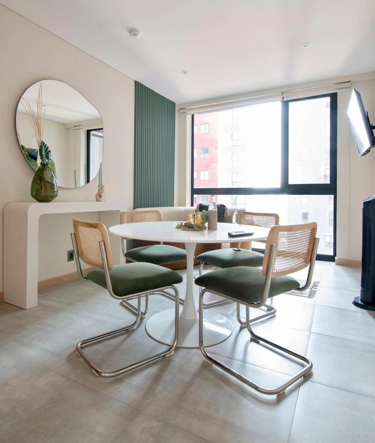 Be Unique! For 4/ 2 Beds & 2 Baths Polanco Holiday home