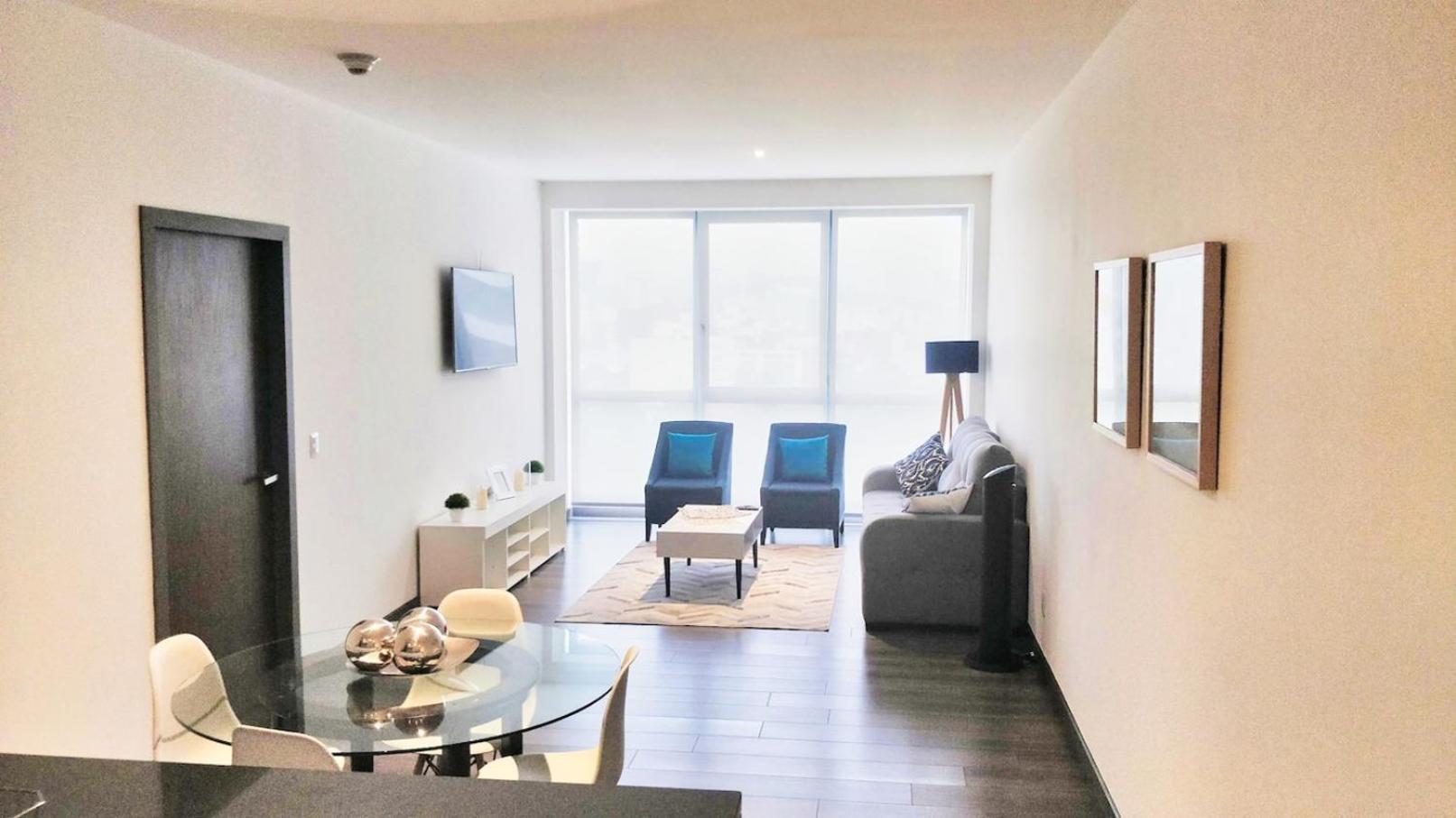 Great Location, High Speed Wifi, Beautiful 1br