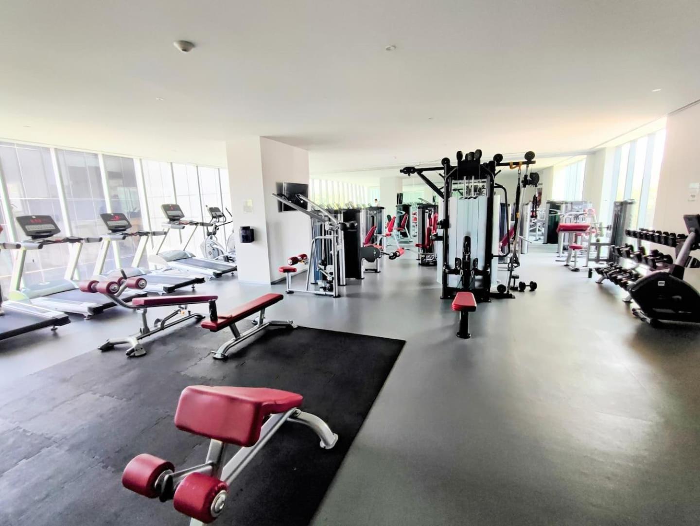 Alluring Views, Luxuriously Appointed In Polanco *