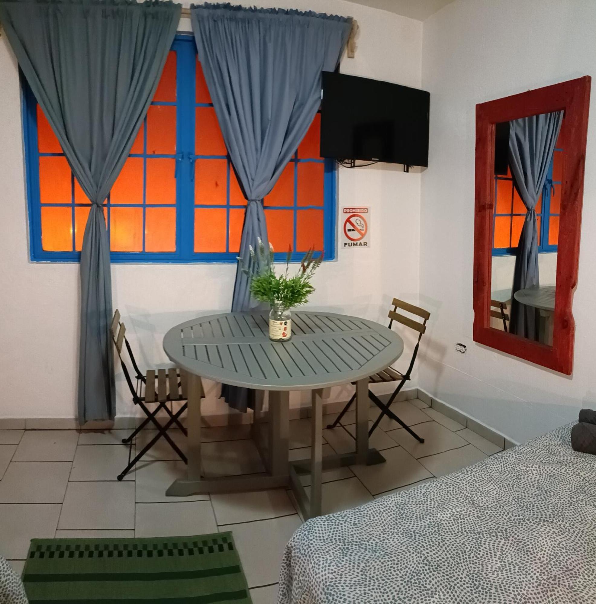 Hotel Oasis Airport