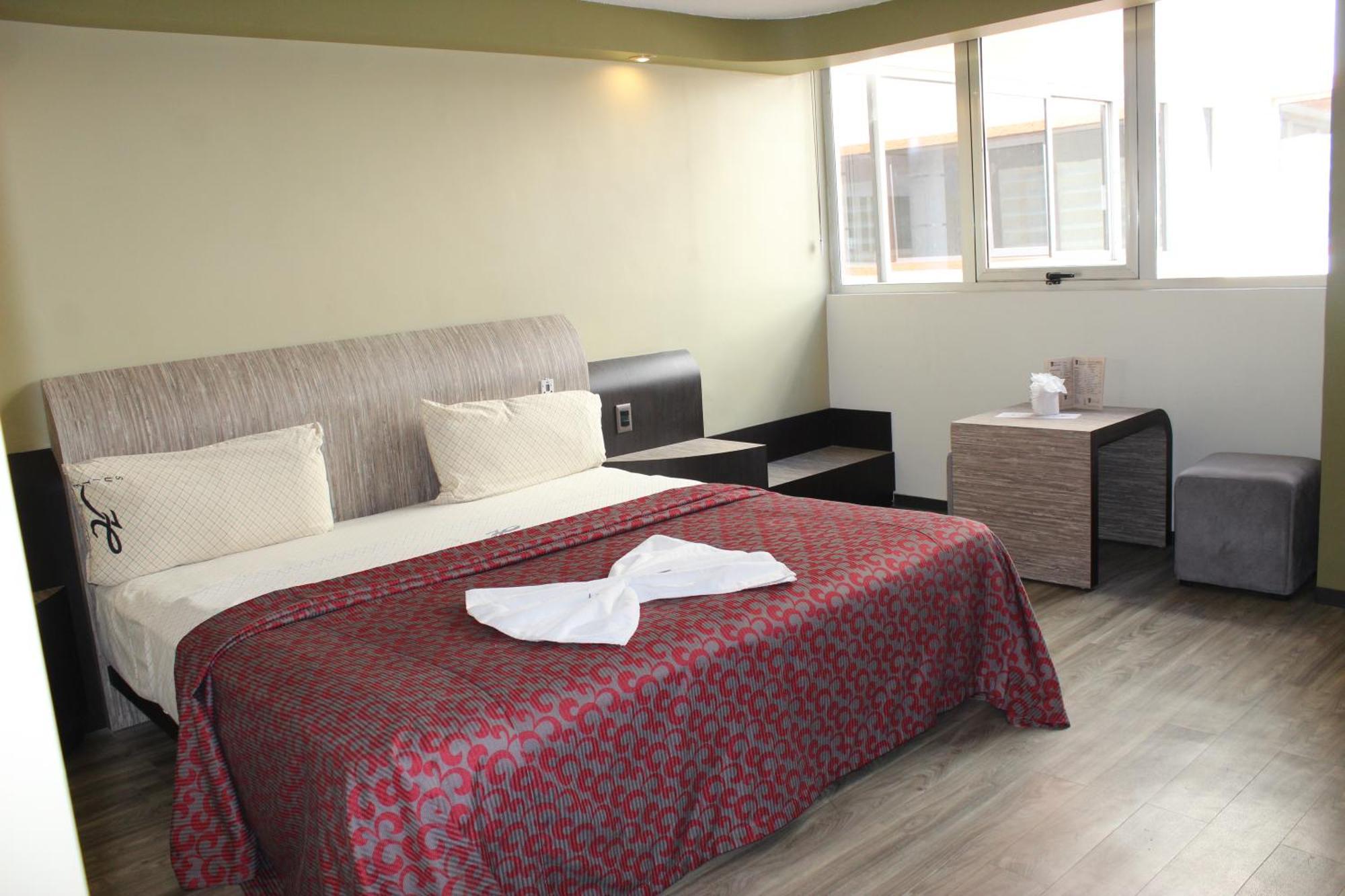 Hotel California Cdmx Roma Sur 3*