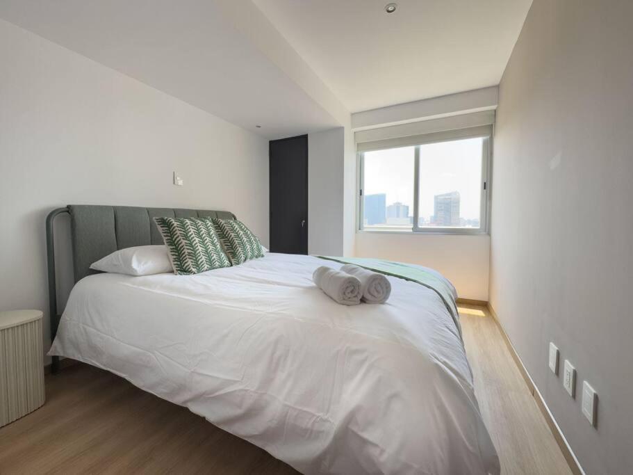 Apartment New Urban Oasis With Amazing Views *