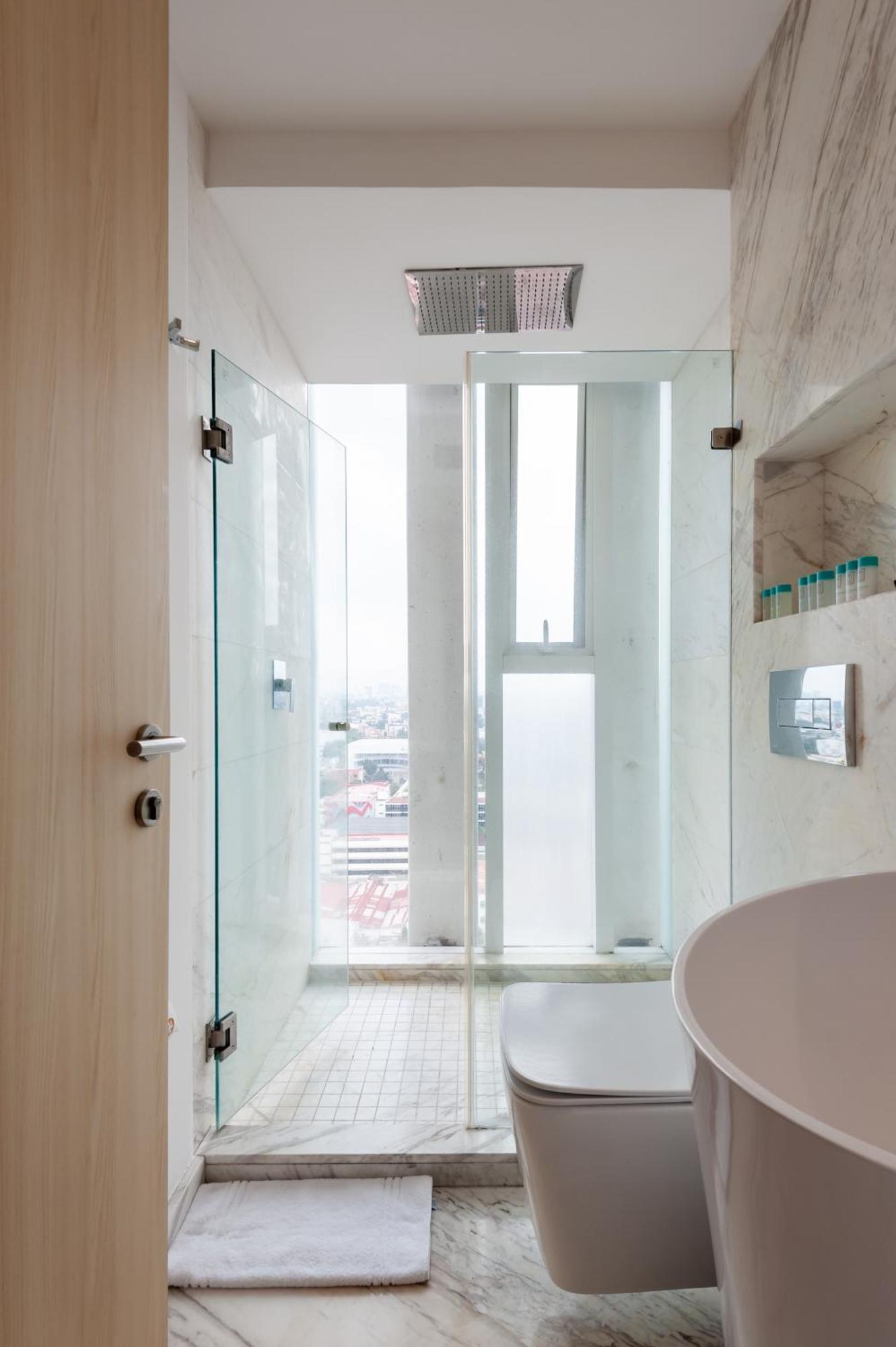 Awesome 2br With Panoramic View