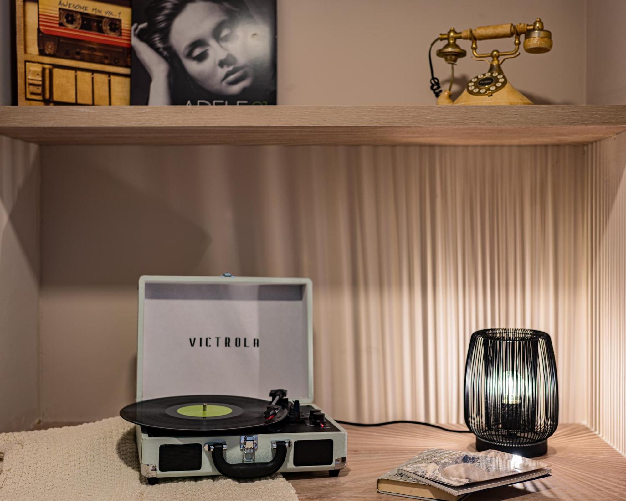 Tiny Desk By Vh Apartment