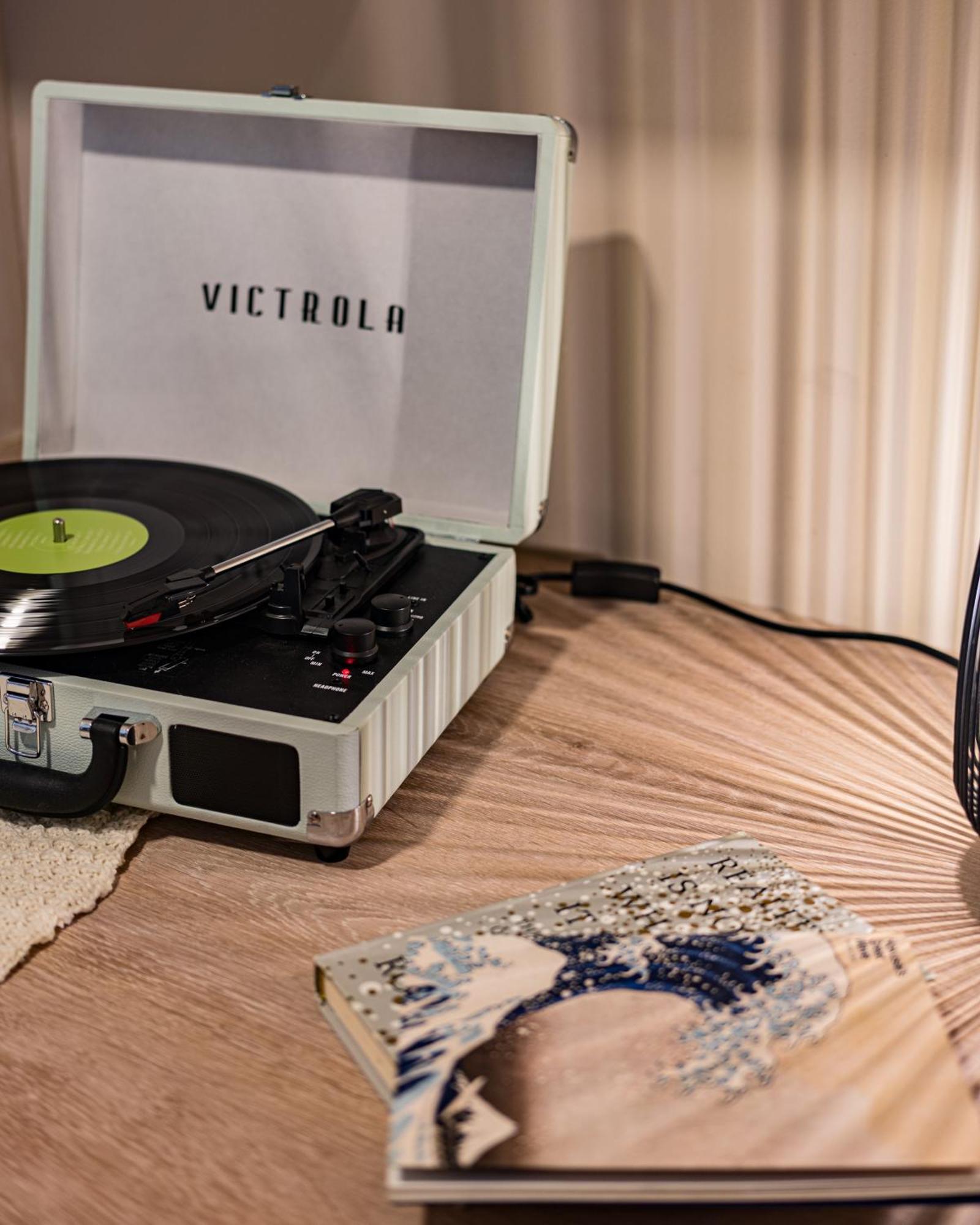 Apartment Tiny Desk By Vh *