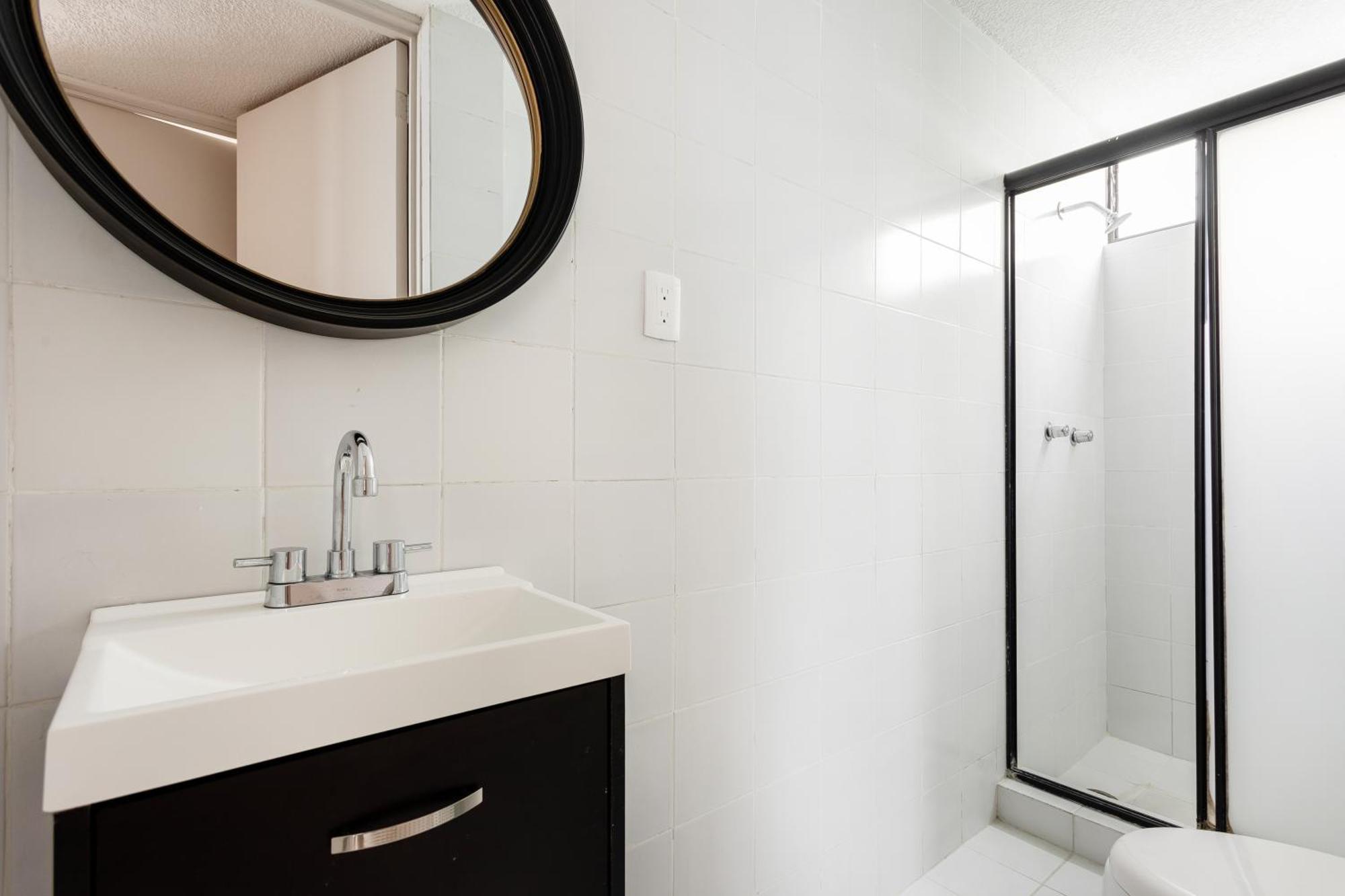 Roma Norte 2br - Parking Sleeps 6 -great Wifi * México DF