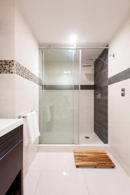 Apartment Cozy W Balcony For A Getaway In Polanco Mexico City