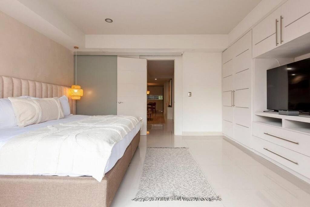 Cozy W Balcony For A Getaway In Polanco Apartment Mexico City