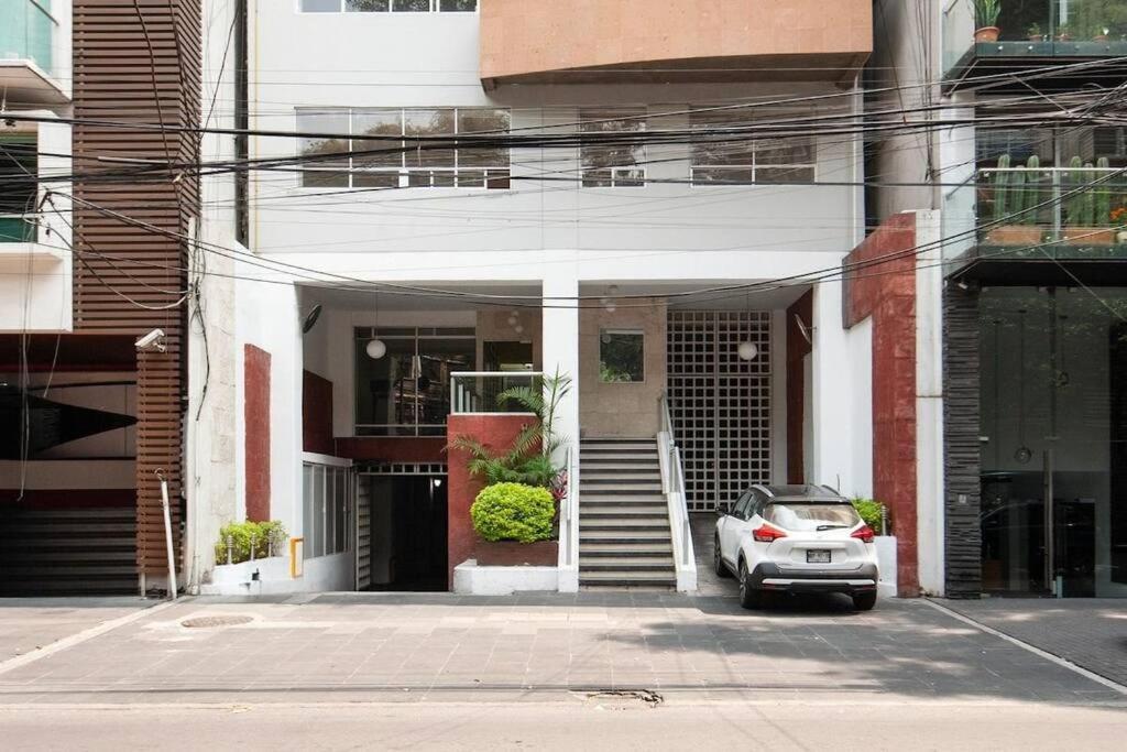 Apartment Cozy W Balcony For A Getaway In Polanco Mexico City