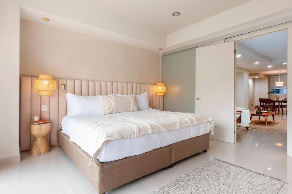 Apartment Cozy W Balcony For A Getaway In Polanco Mexico City