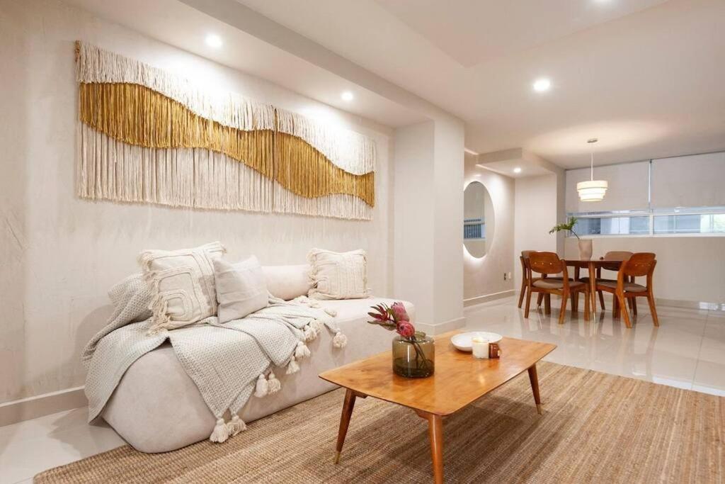 Apartment Cozy W Balcony For A Getaway In Polanco *