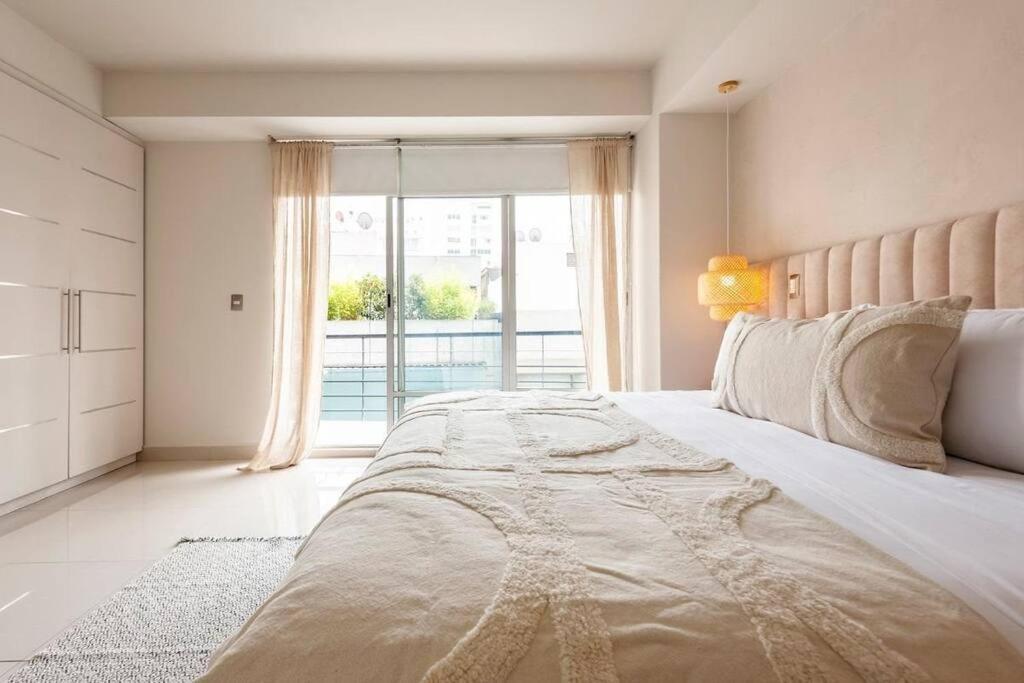 Apartment Cozy W Balcony For A Getaway In Polanco Mexico City