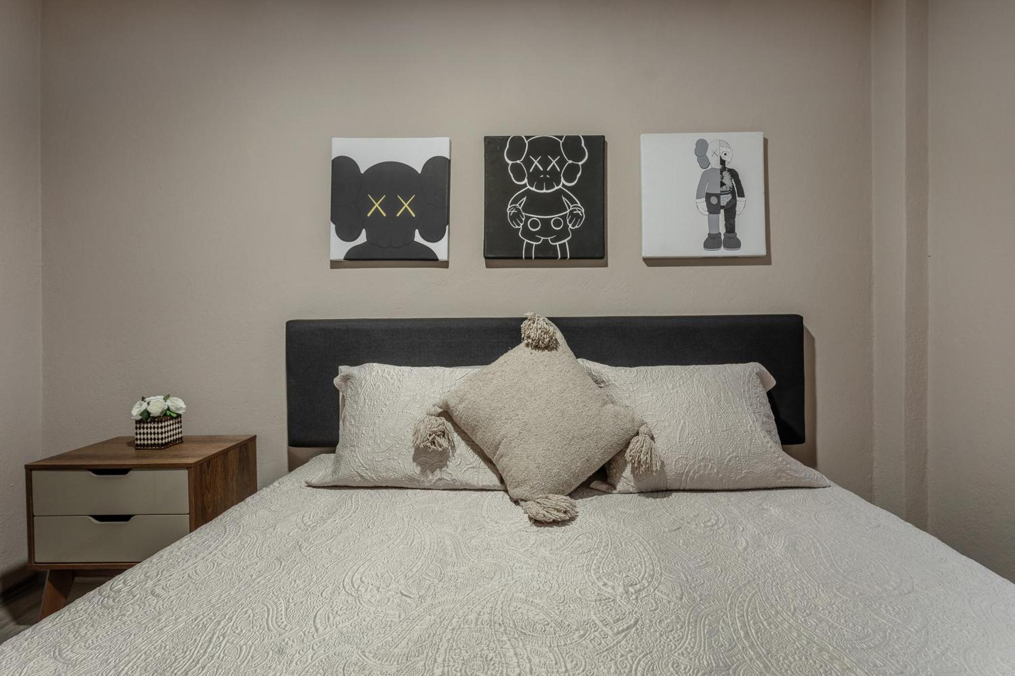 Connected In Roma - 3br- Fast Wifi- Laundry Apartment
