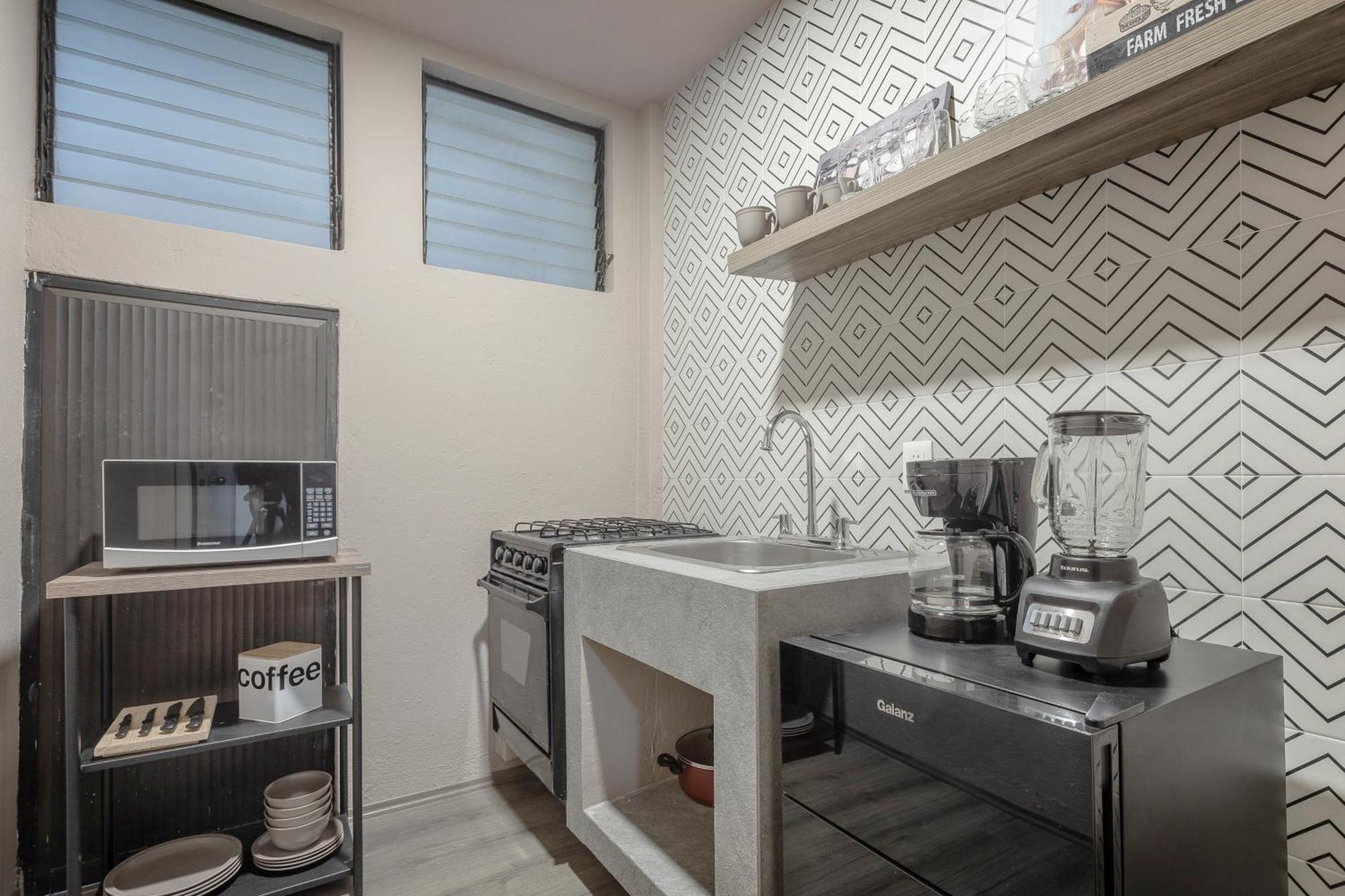 Connected In Roma - 3br- Fast Wifi- Laundry Mexico City