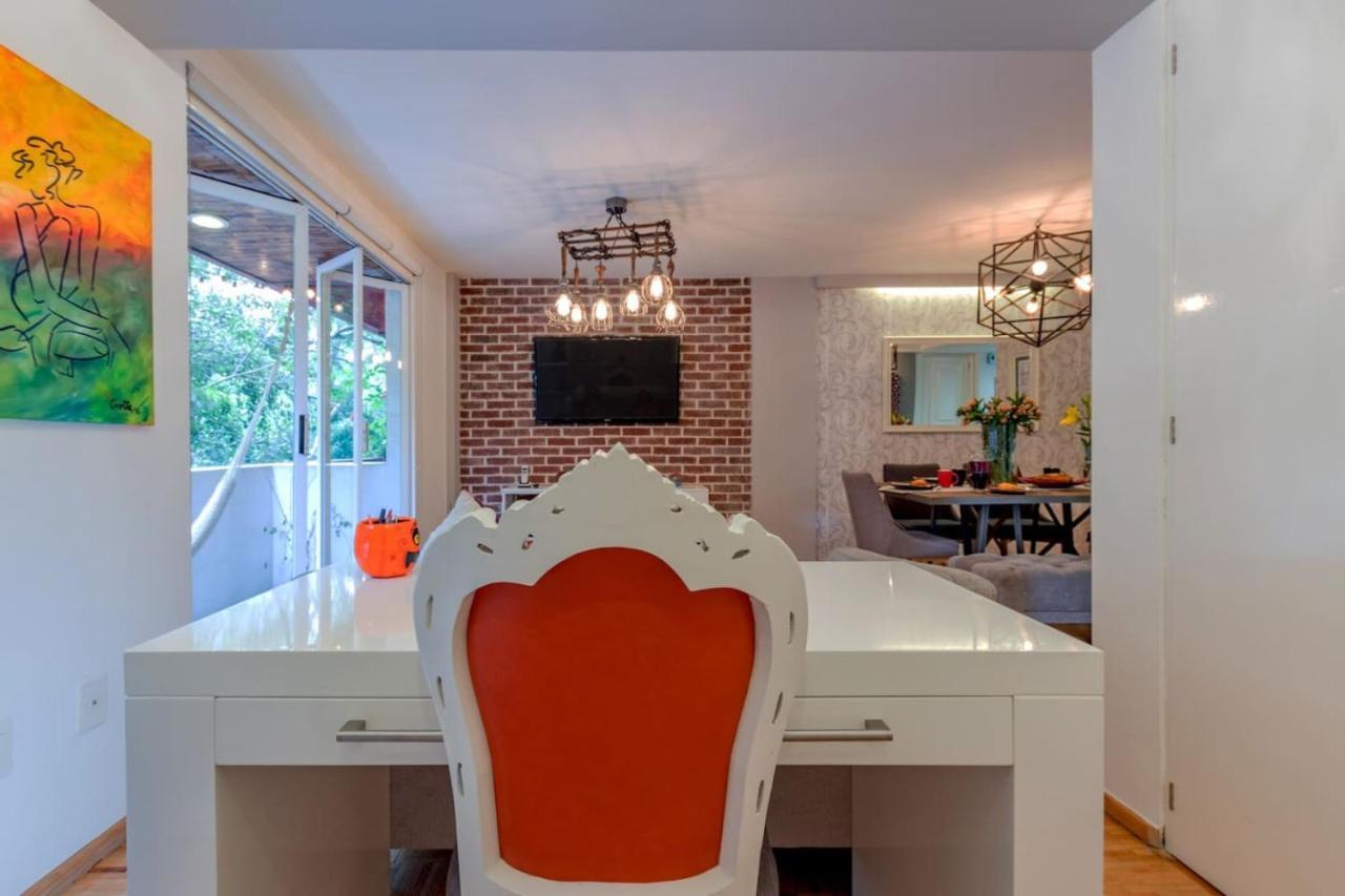 Spacious Roma Norte With Balcony Hammock Apartment Mexico City