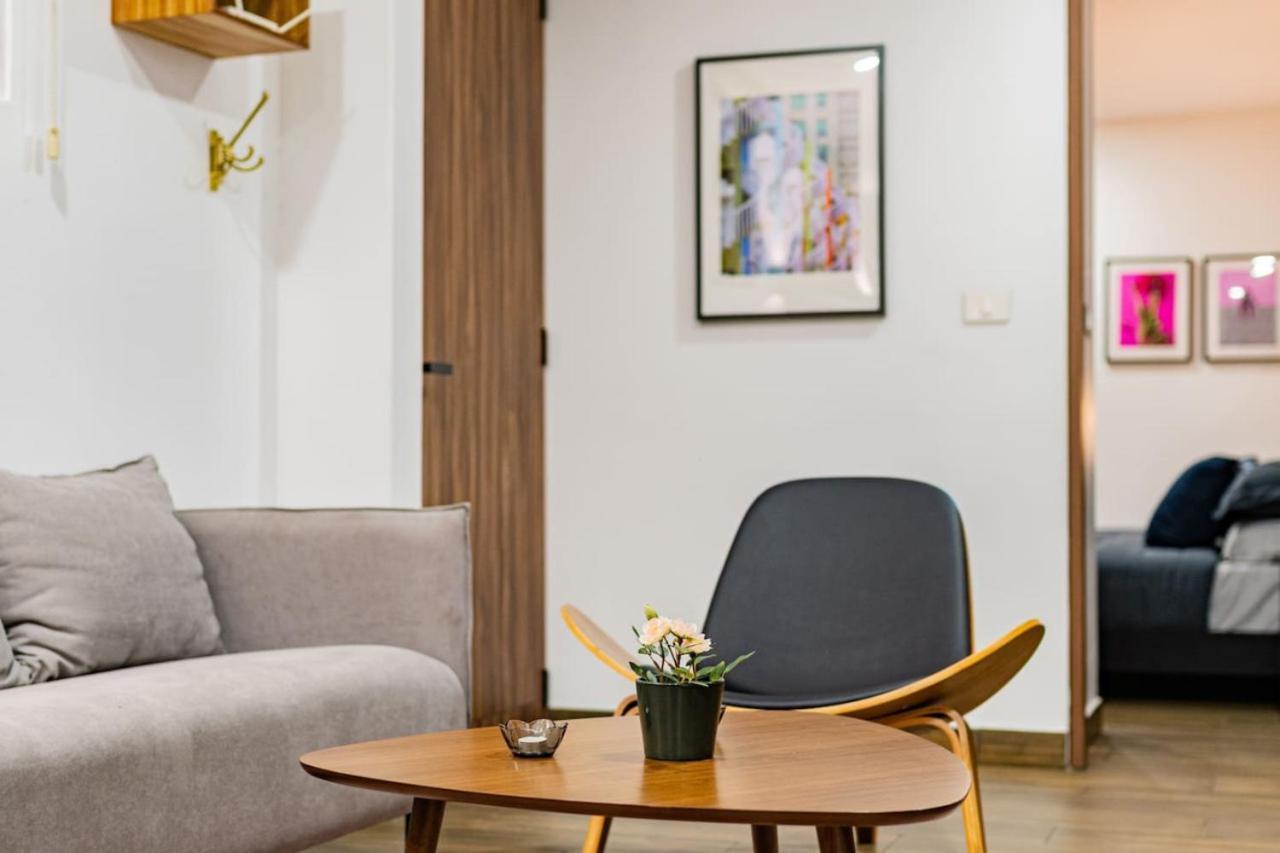 Modern With Gym In La Condesa Apartment *