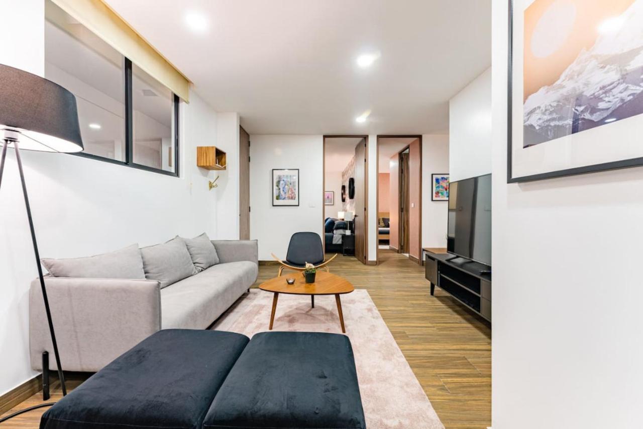 Modern With Gym In La Condesa Apartment