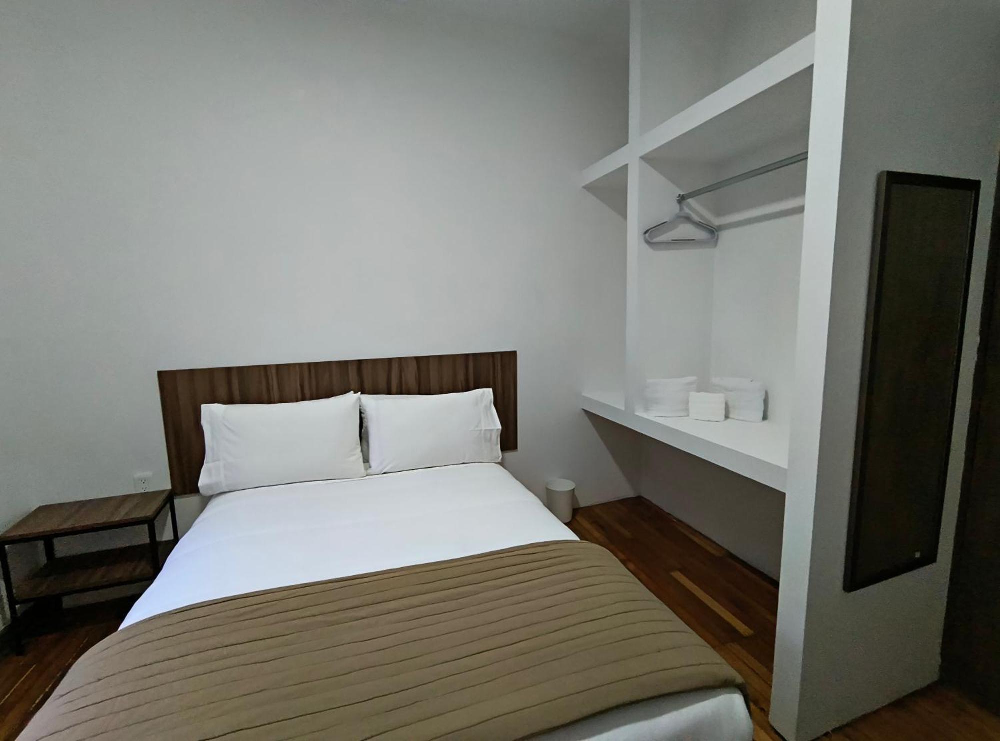 Schultz Guest house *