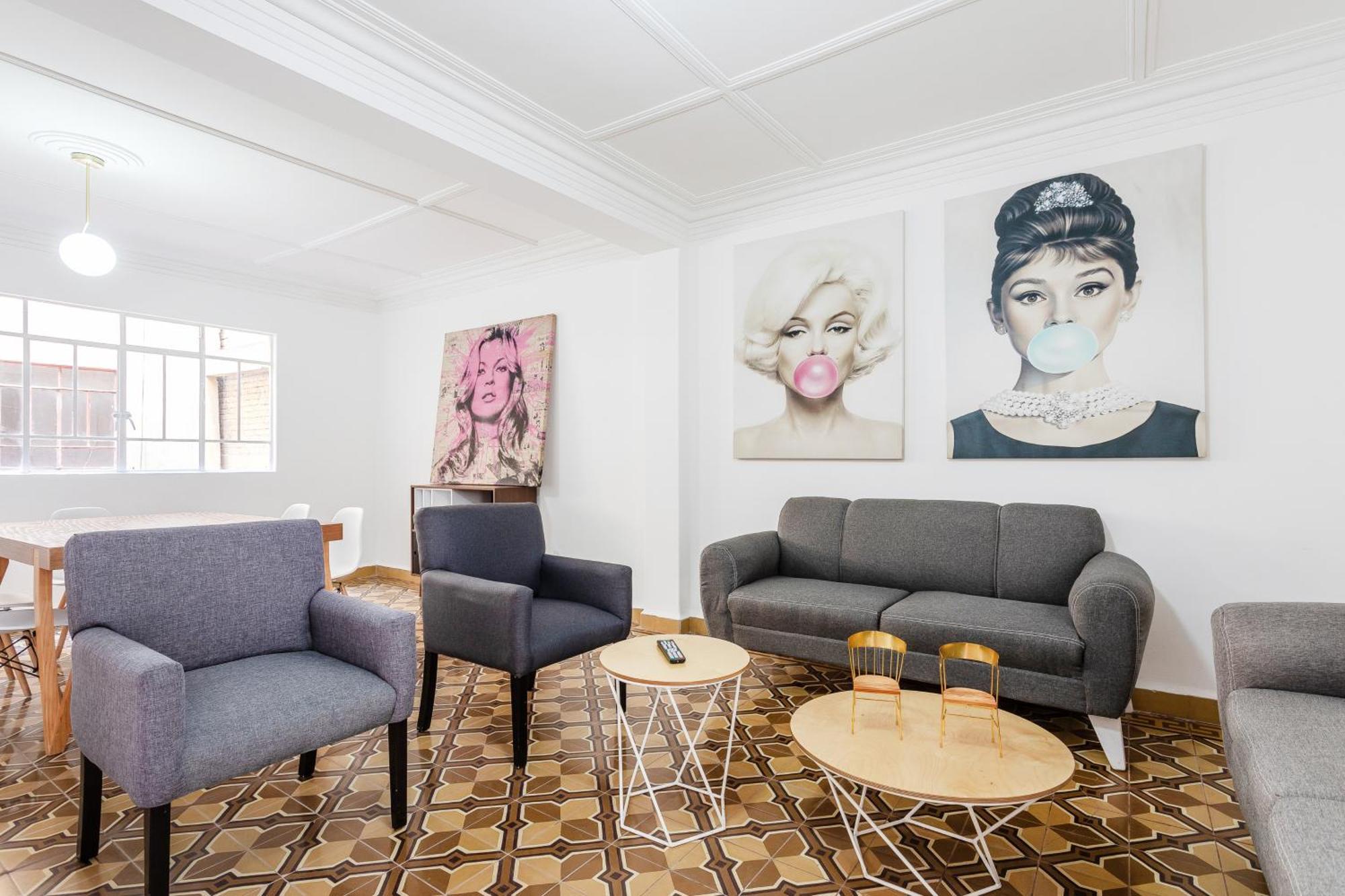 Connected In Roma - 3br- Fast Wifi- Laundry Mexico City