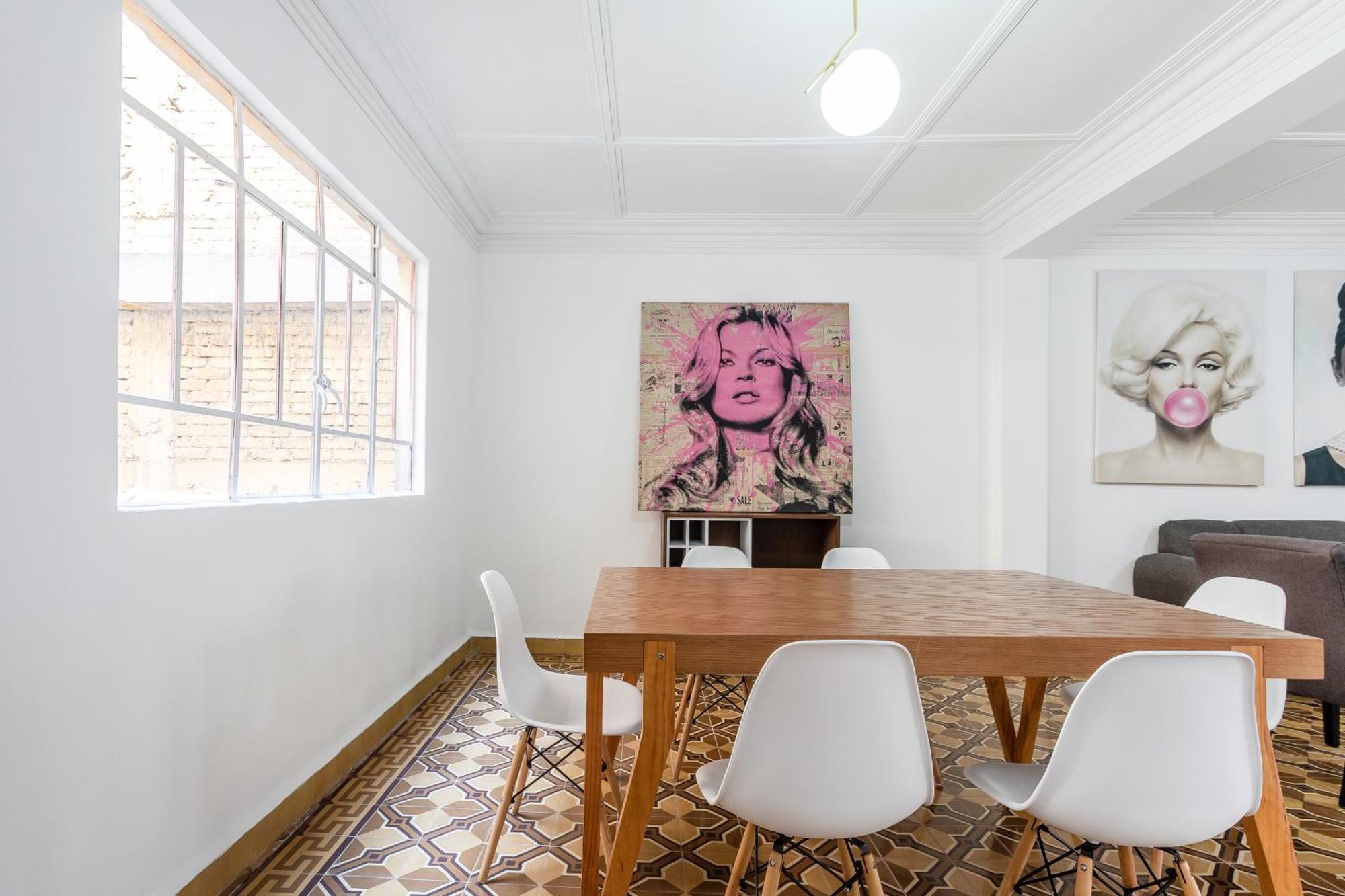 Apartment Connected In Roma - 3br- Fast Wifi- Laundry Mexico City