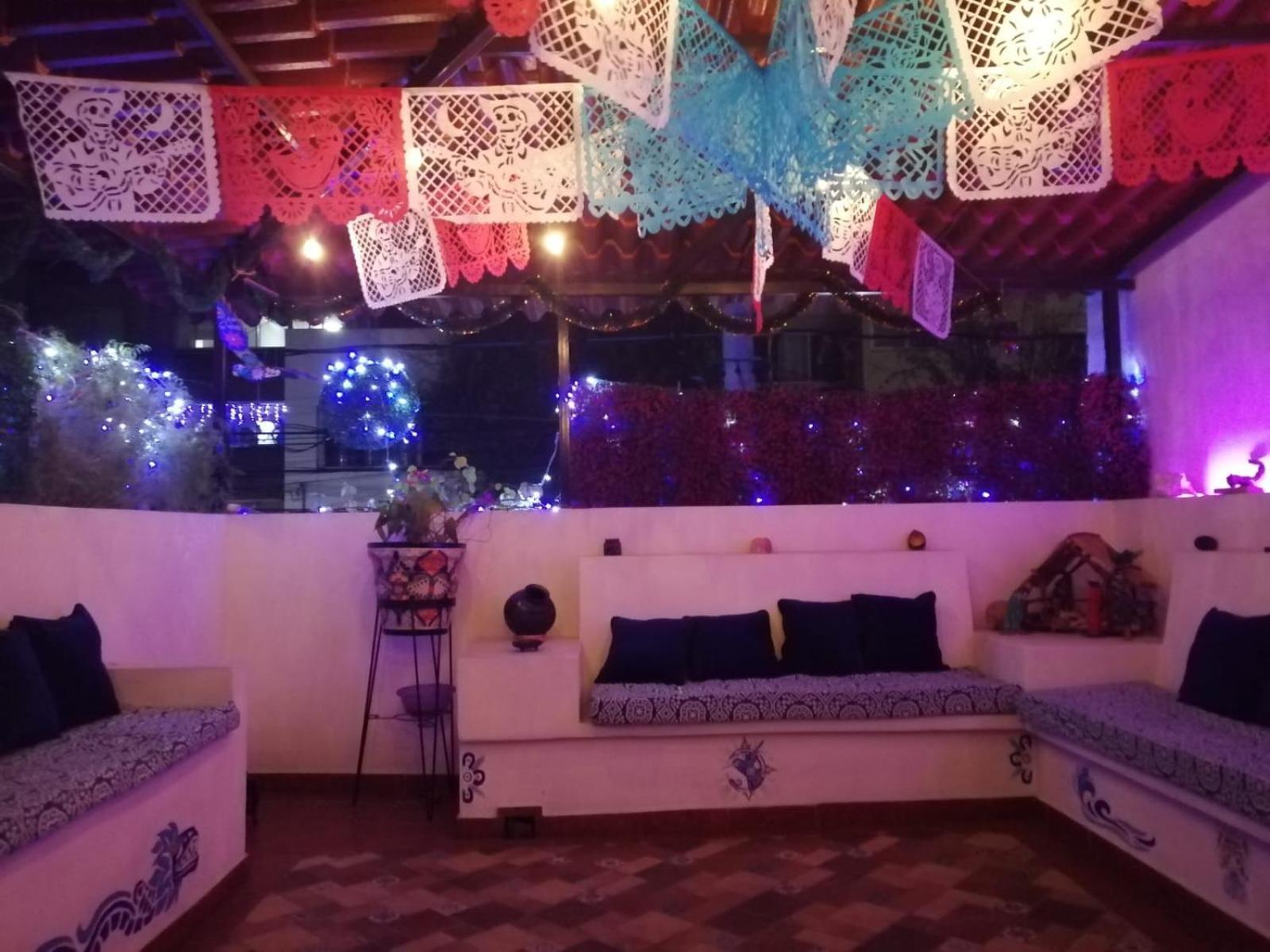 Ursus, Mi Casita En * Mexico City
