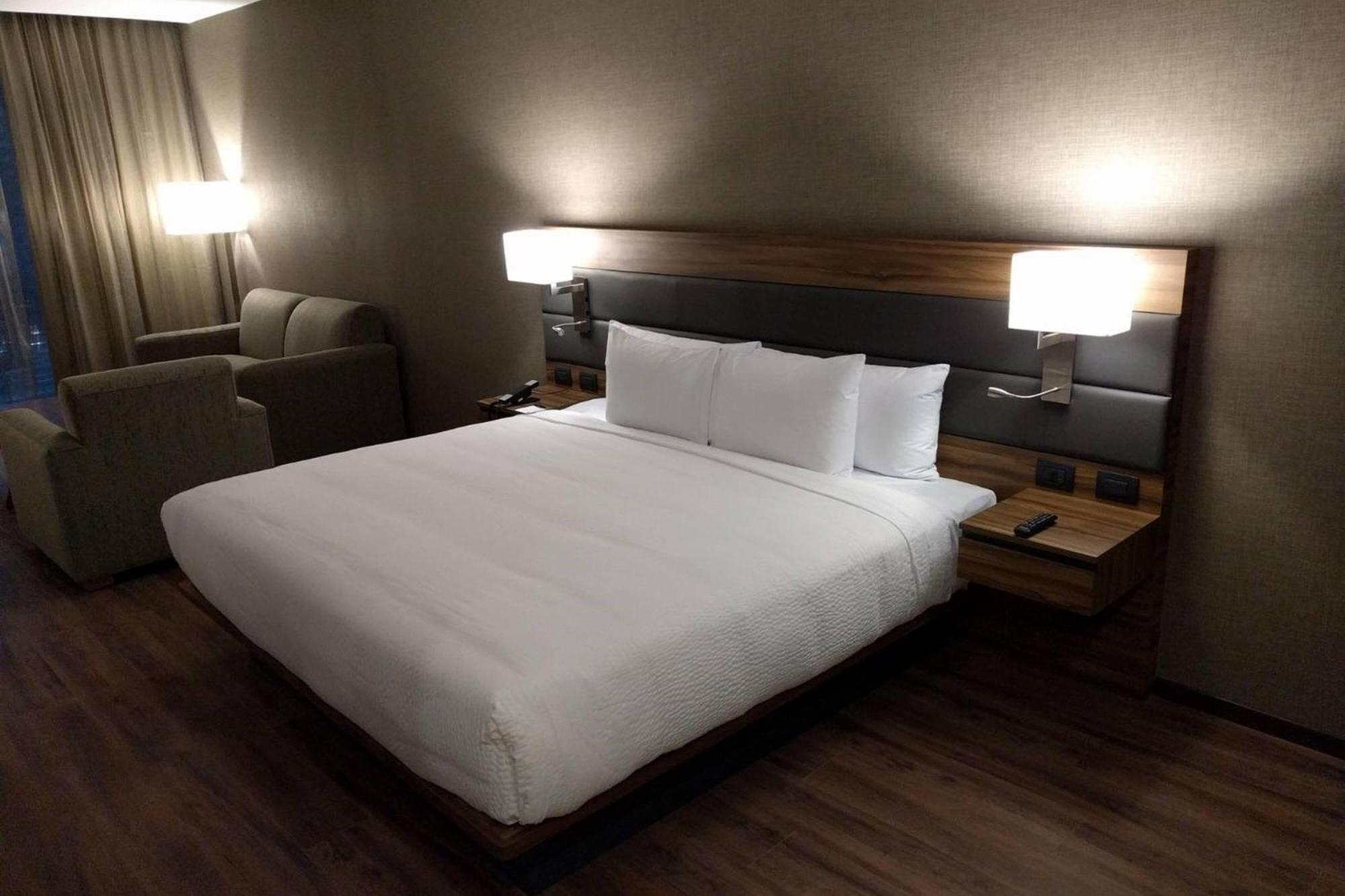 Ac By Marriott Santa Fe Hotel Mexico City