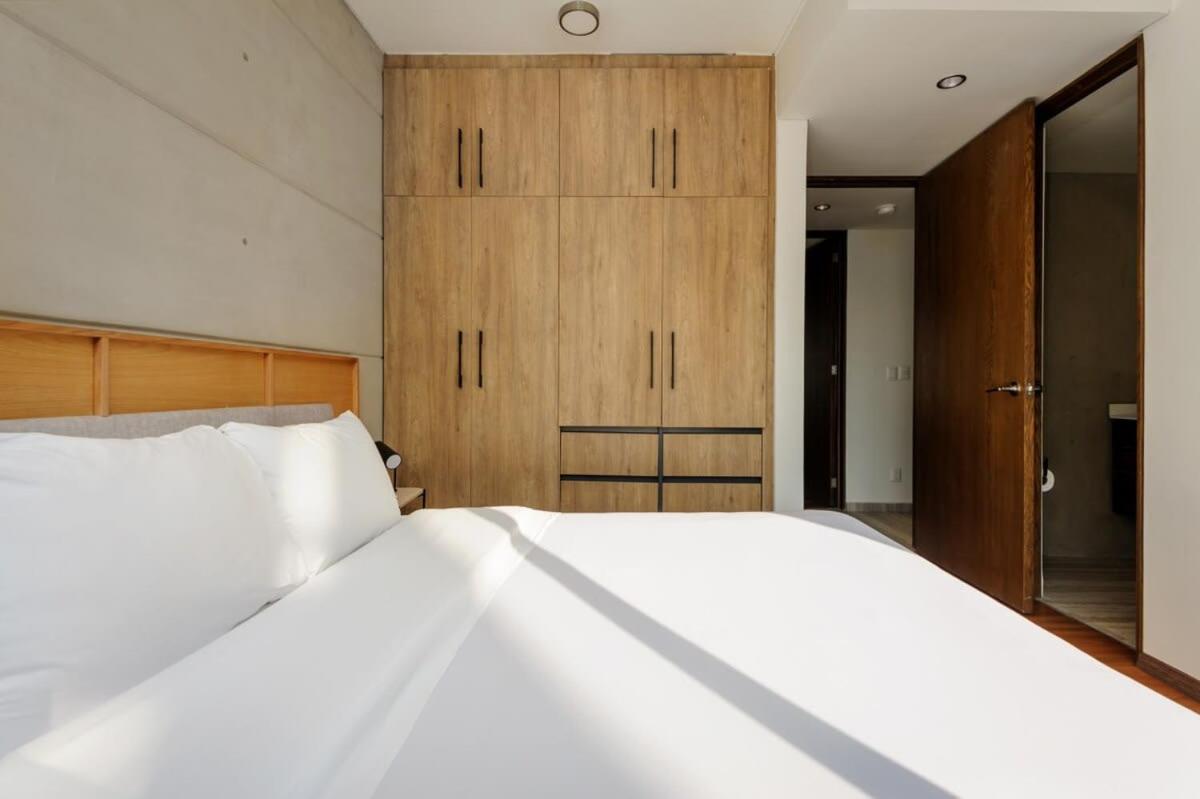 Charming 2br Penthouse With Terrace In Cuauhtemoc