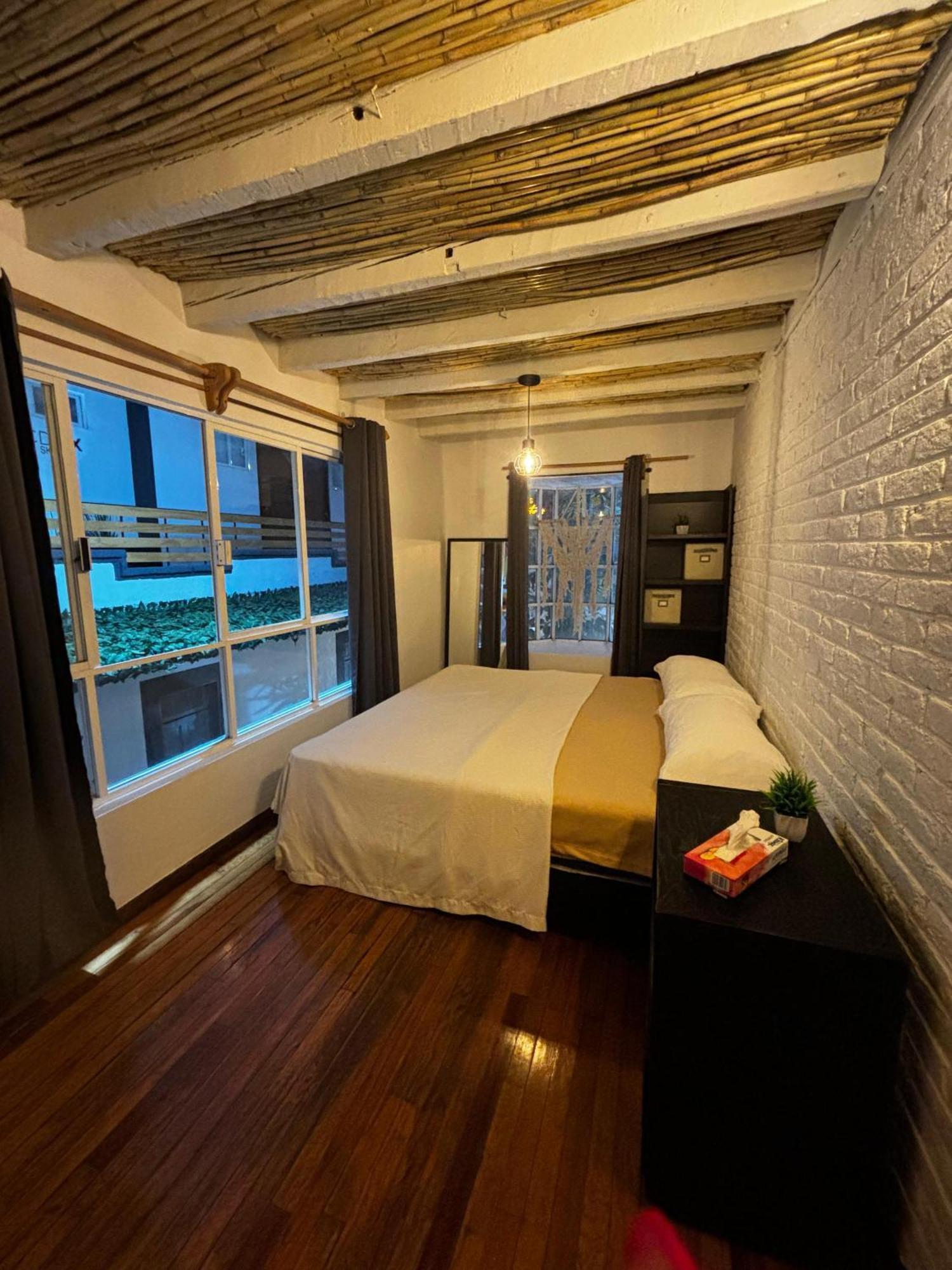 Casa Columpio * Mexico City