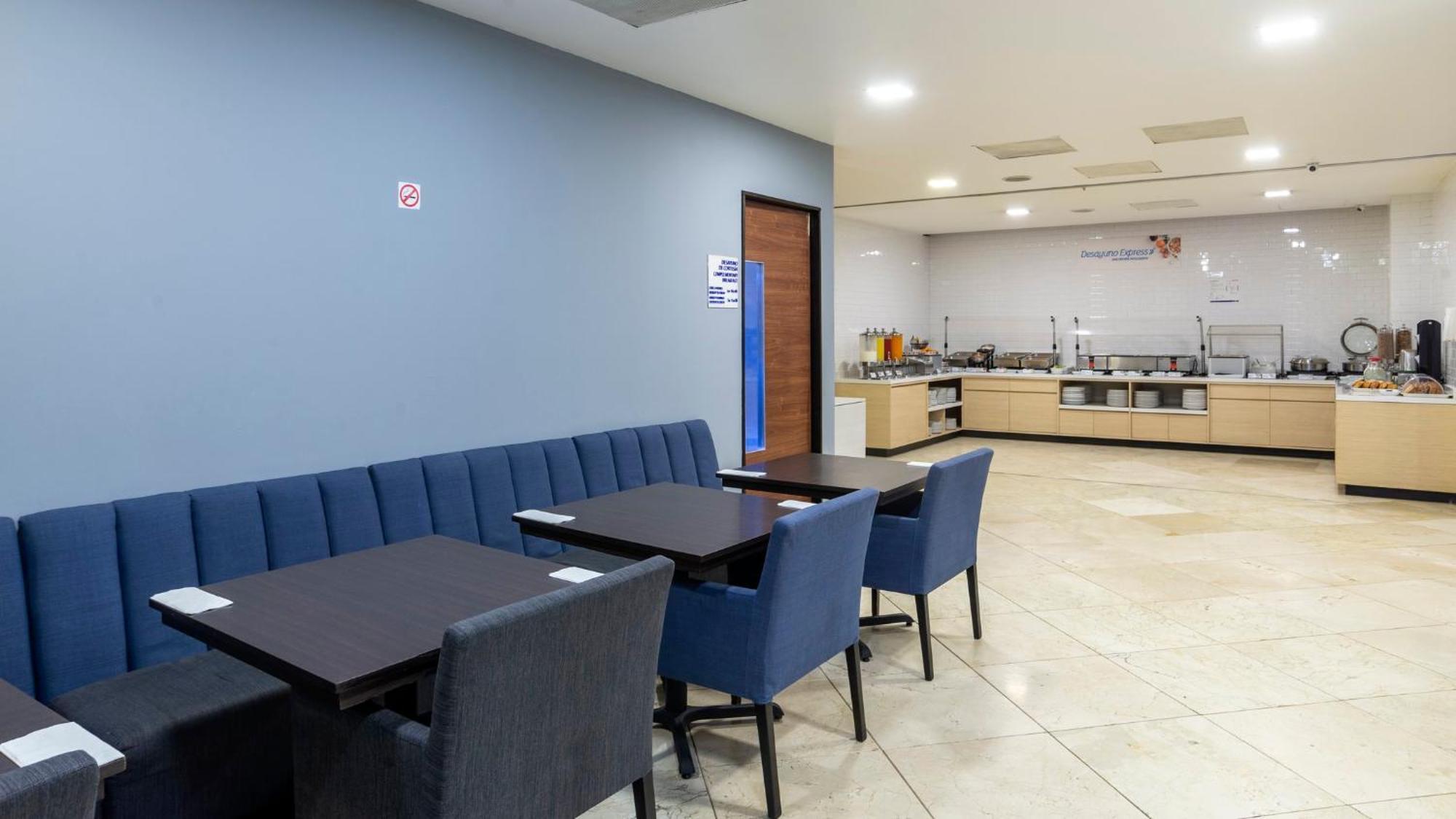 Express Santa Fe By Ihg 4*
