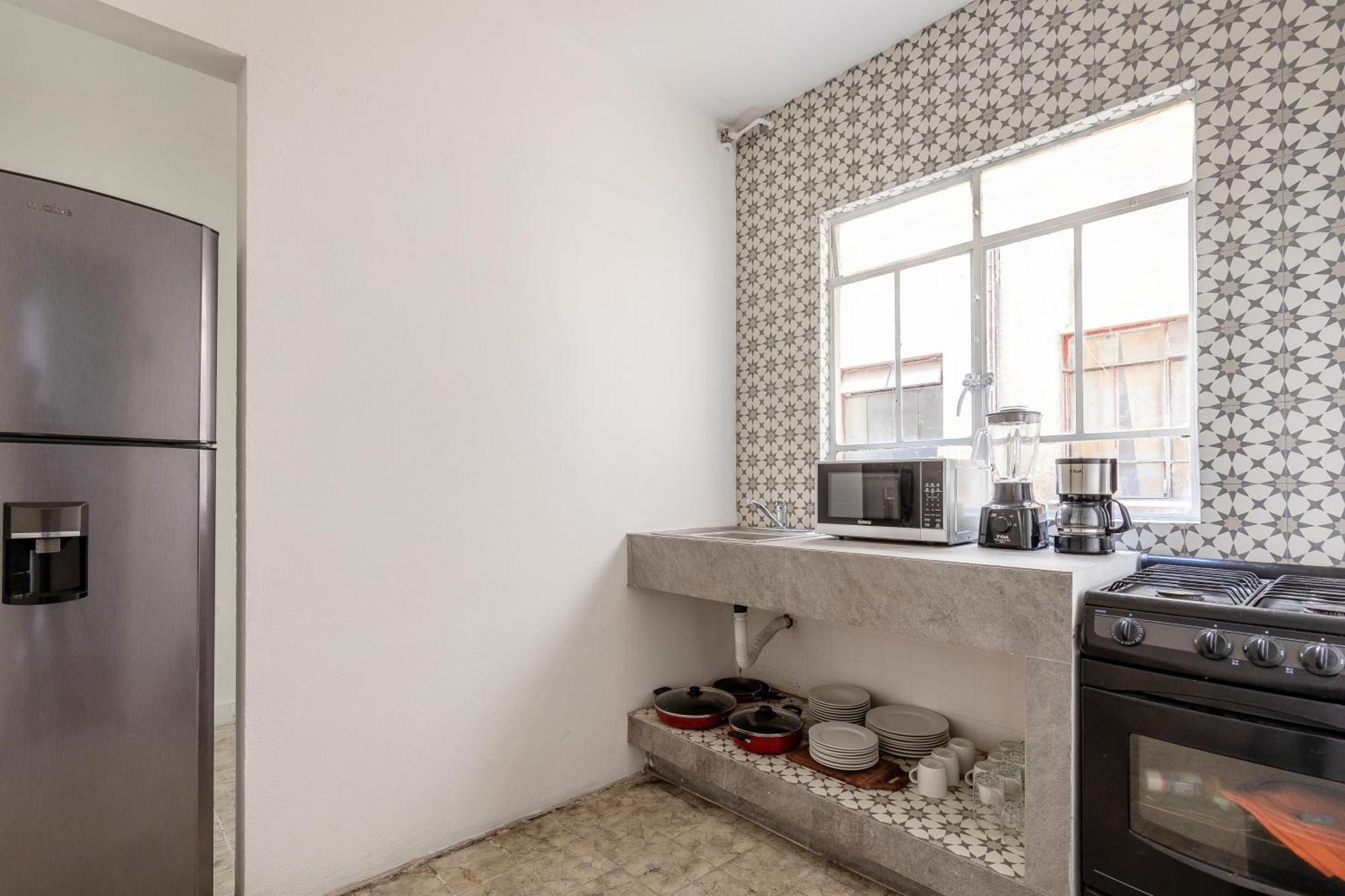 Connected In Roma - 3br- Fast Wifi- Laundry Apartment Mexico City