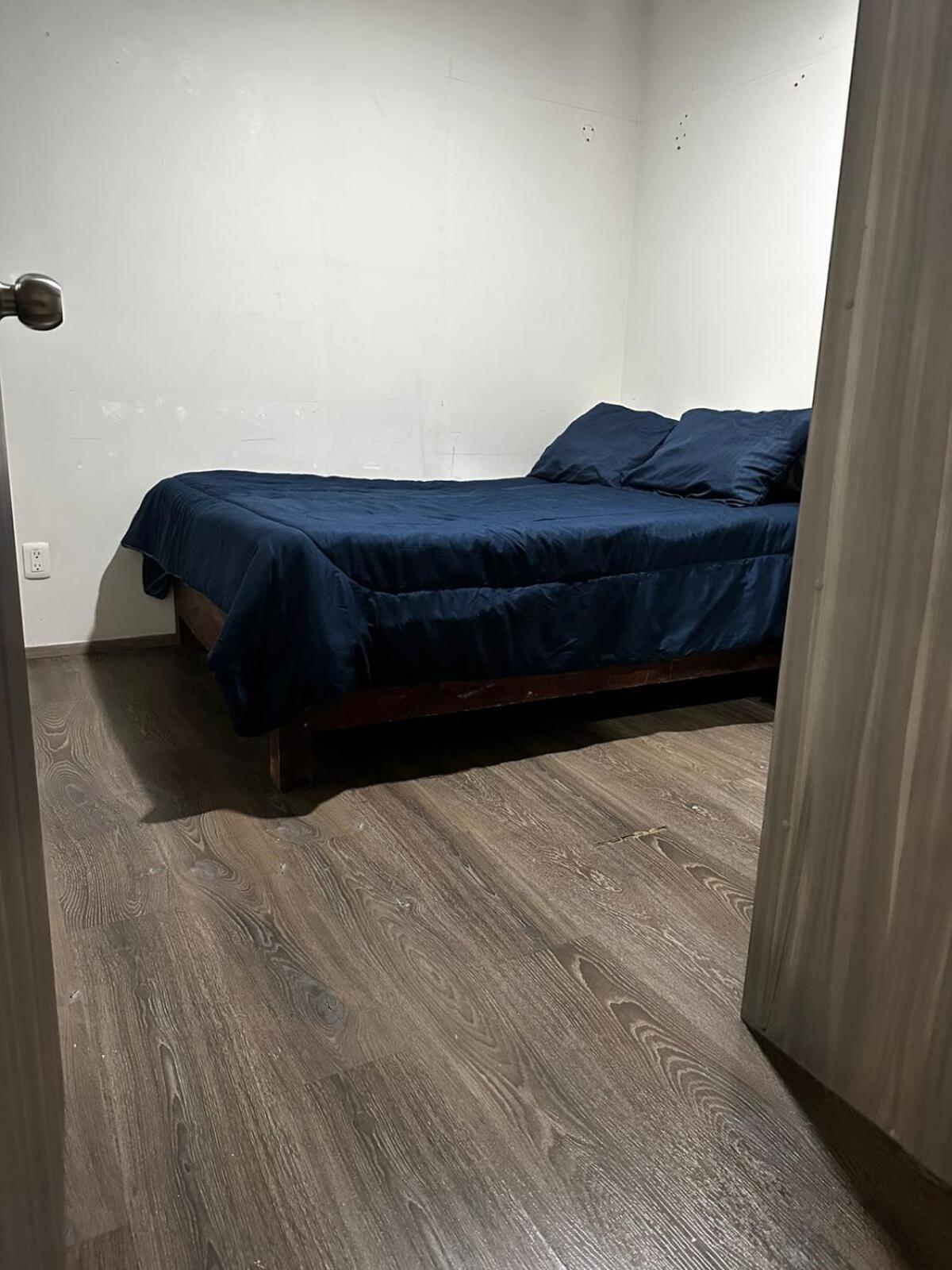 Cerca De Tlatelolco Apartment