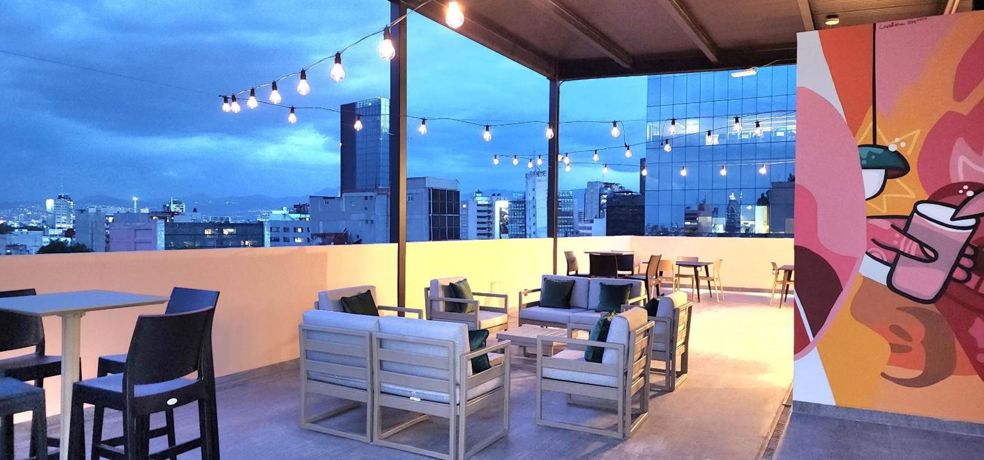 Niu Reforma Hotel 4*