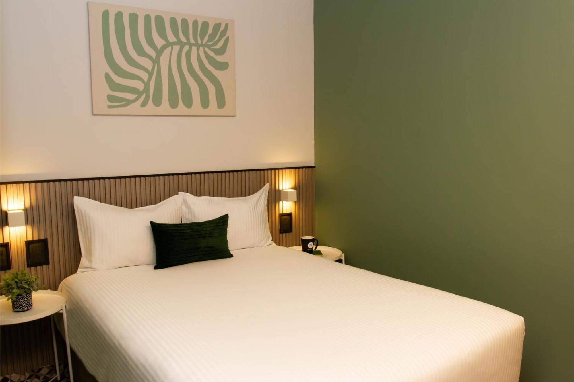 Hotel Niu Reforma 4*