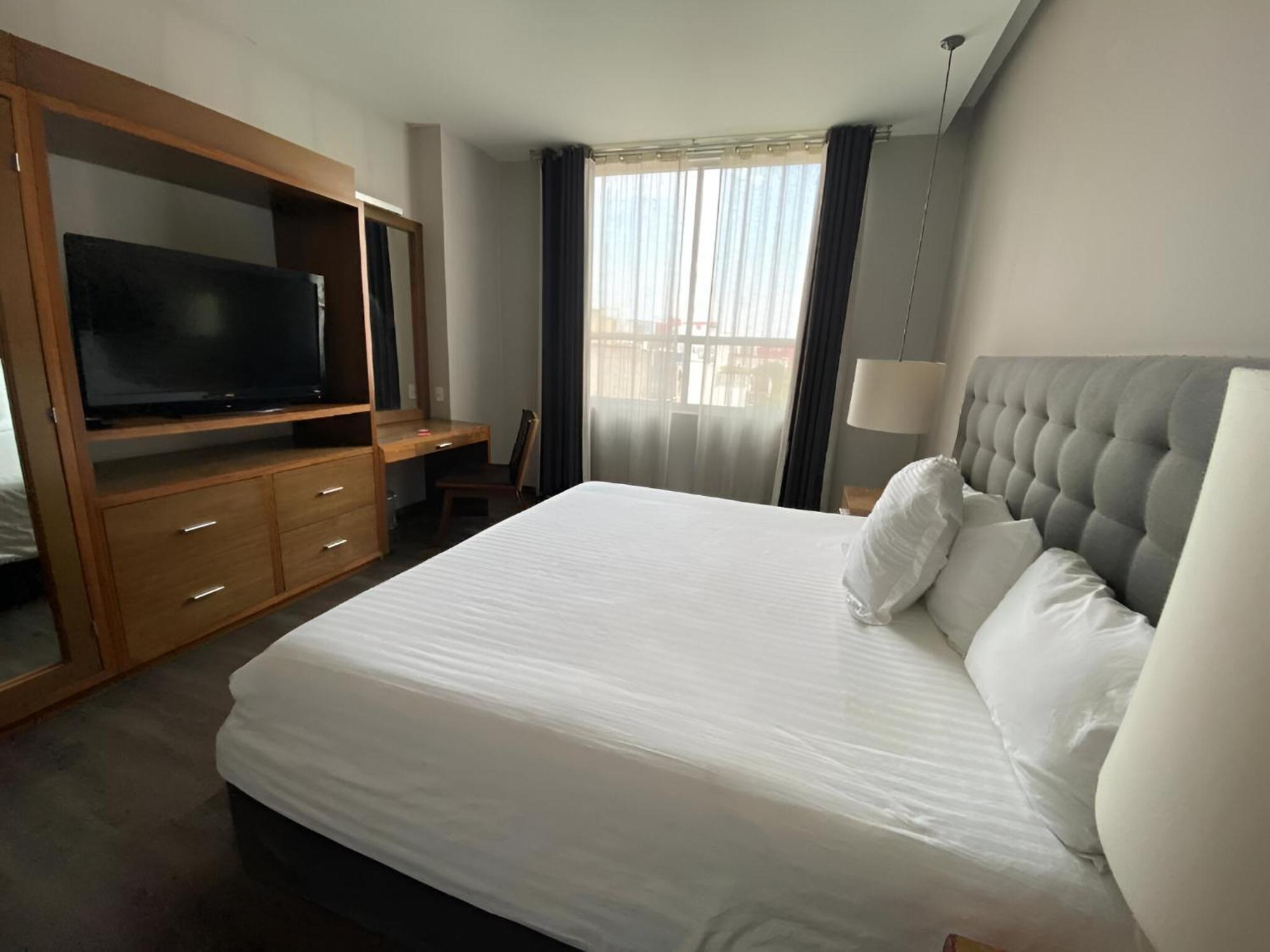 Hotel Del Angel 5*