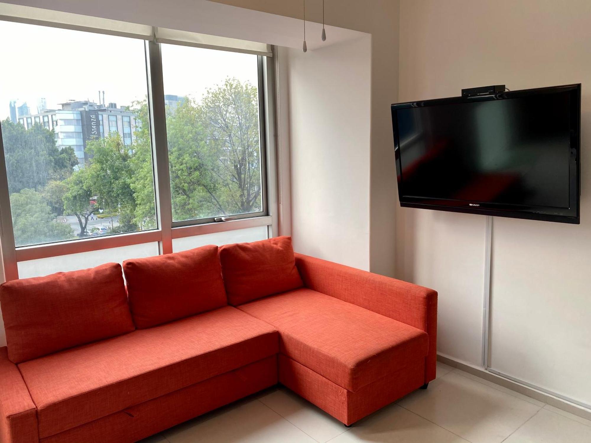 B304 - 1br - 1bth