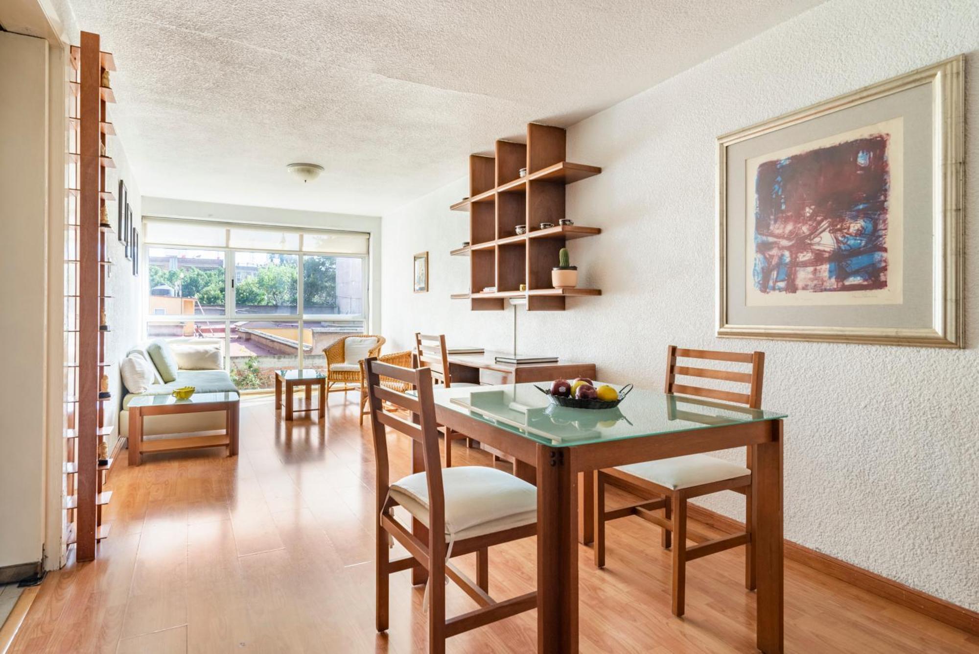 T304 - 1br - 1bth Apartment