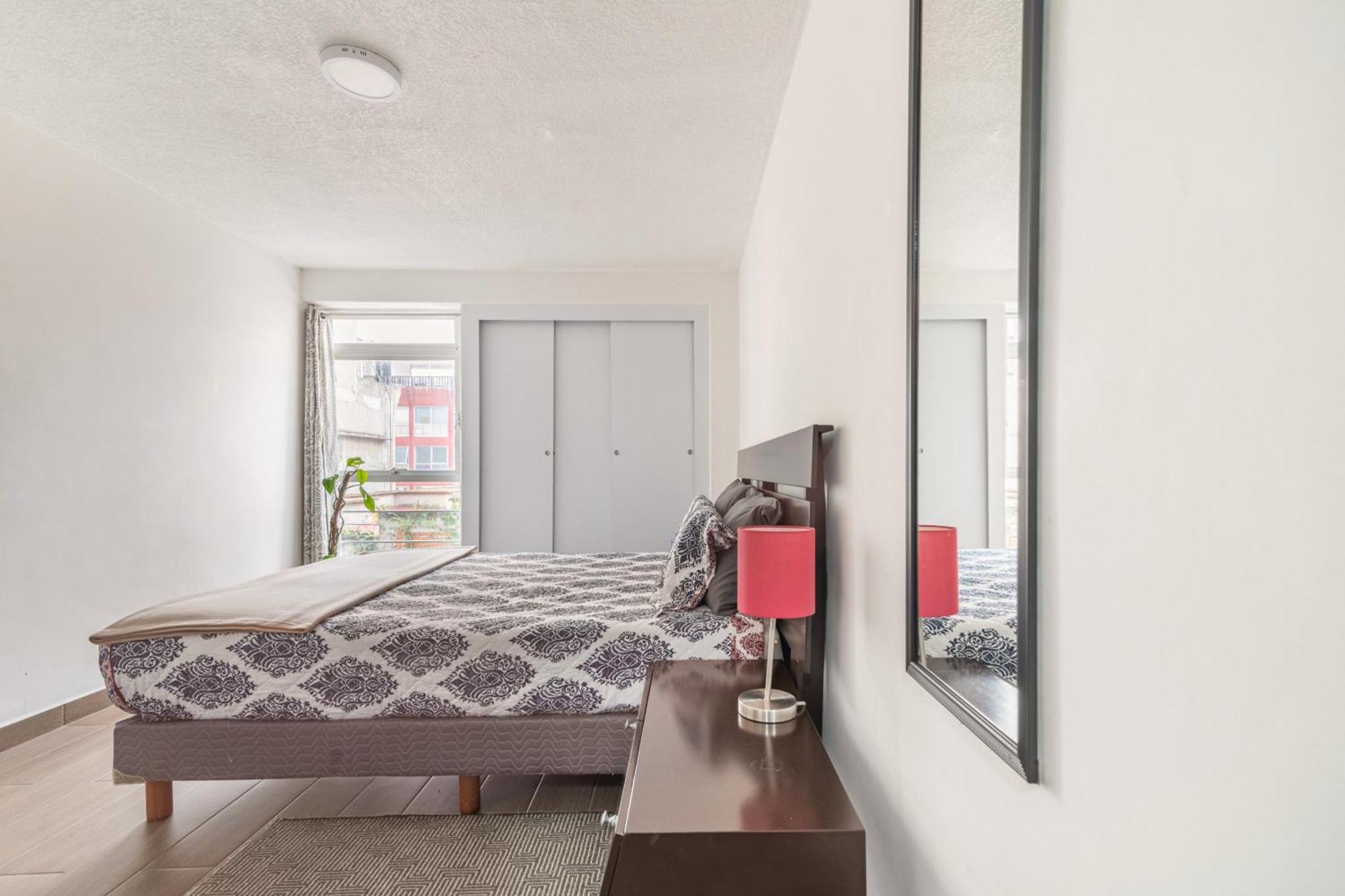 T301 - 1 Bedroom - 1 Bth Apartment