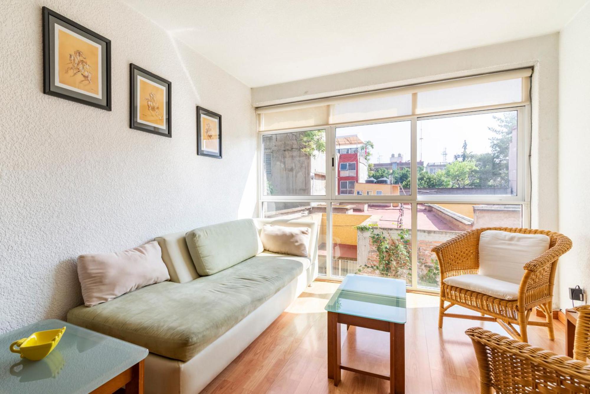 T304 - 1br - 1bth Apartment