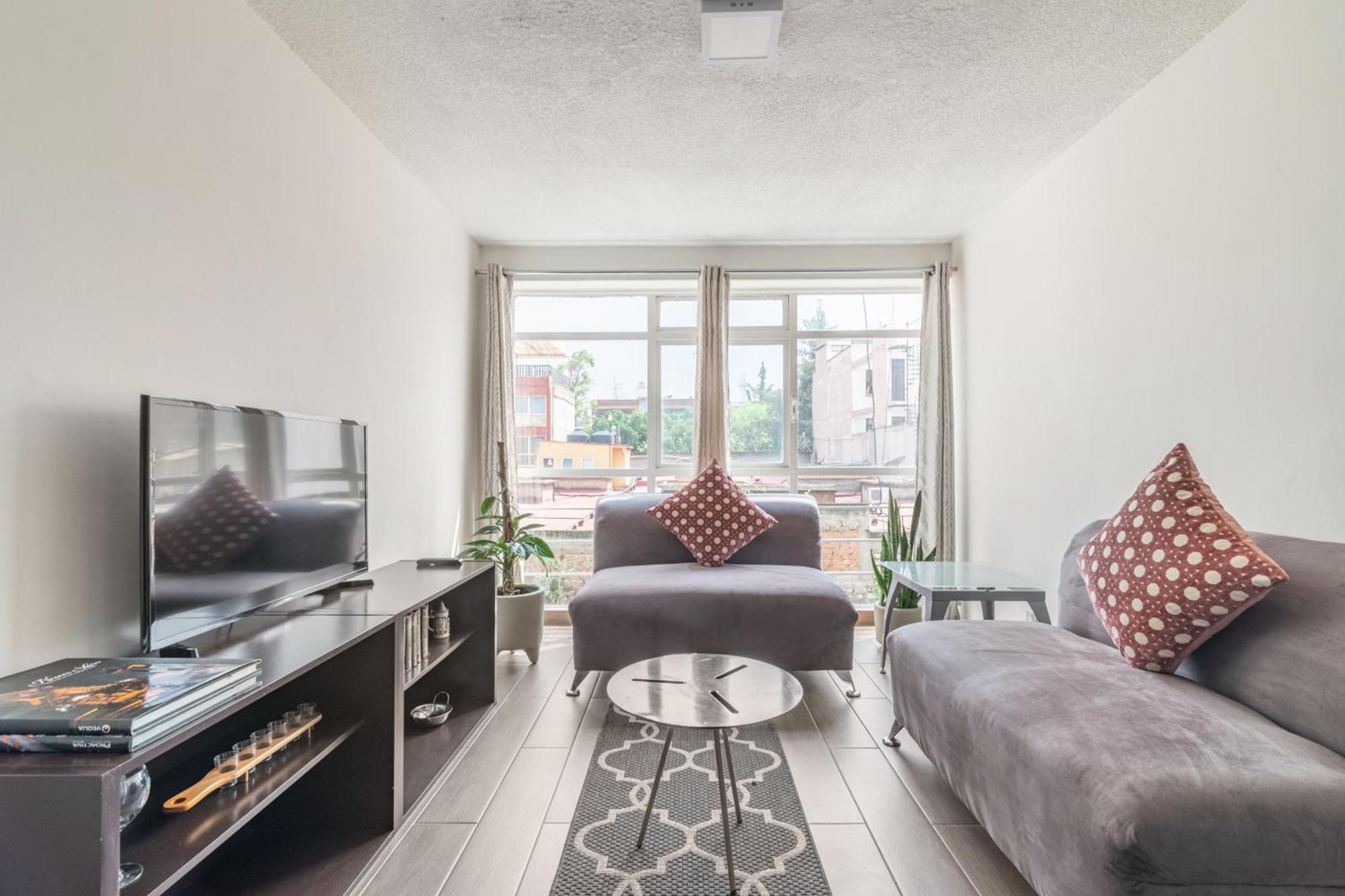T301 - 1 Bedroom - 1 Bth * Mexico City