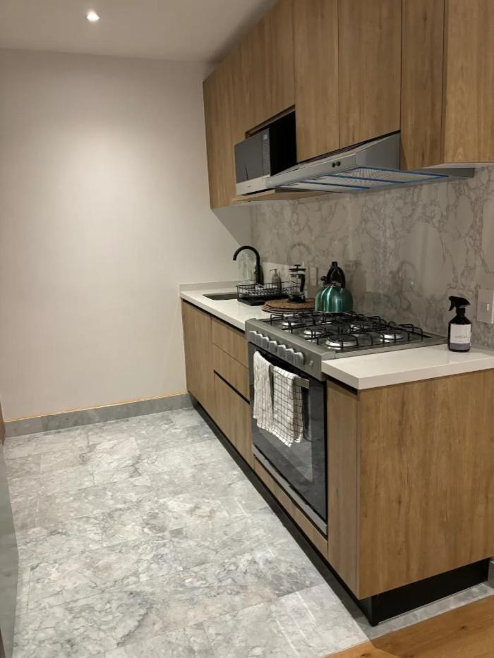 F205 - 1bdr - 1bth Apartment