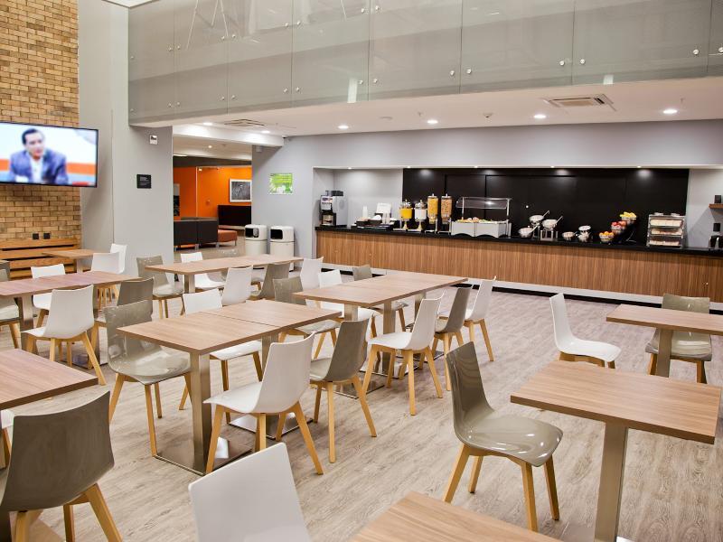 Hotel Express Periferico Sur Tlalpan 4*