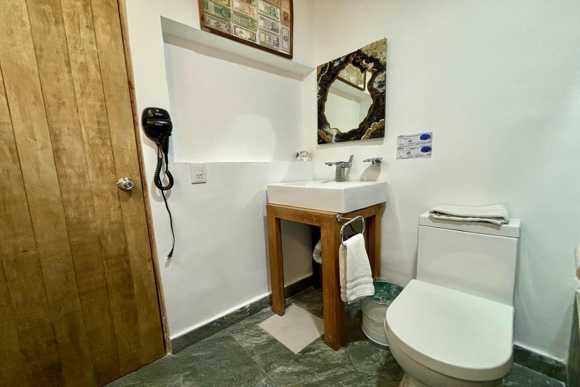 Hotel Casa Anzures 4*