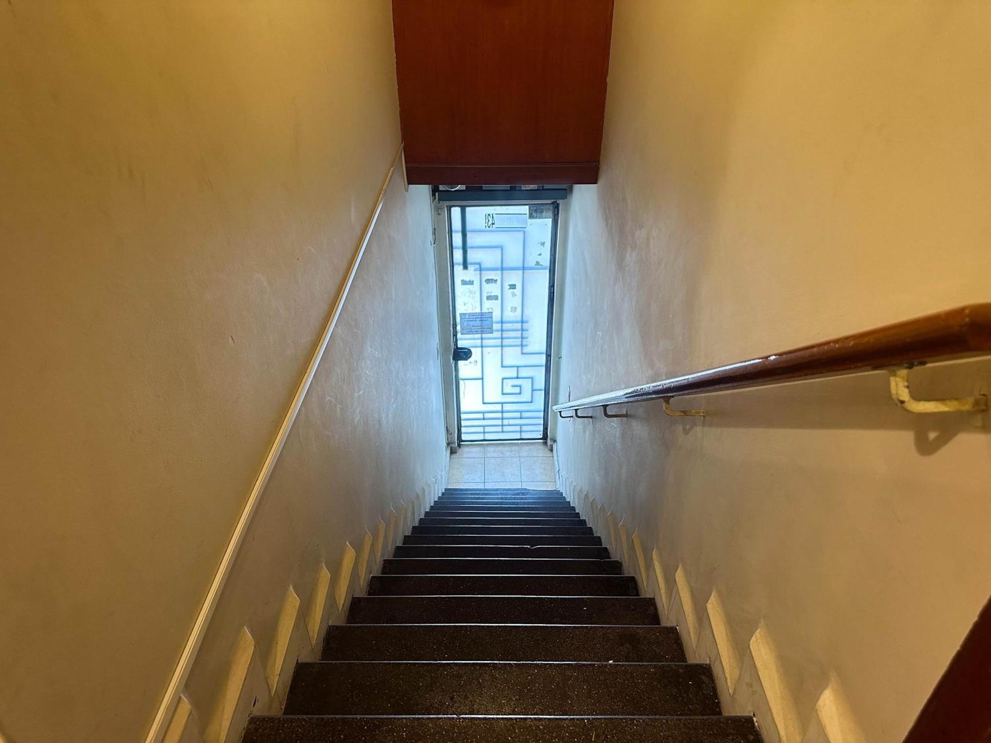 Excellent Location Wide House 5 Bedroom Roma Sur
