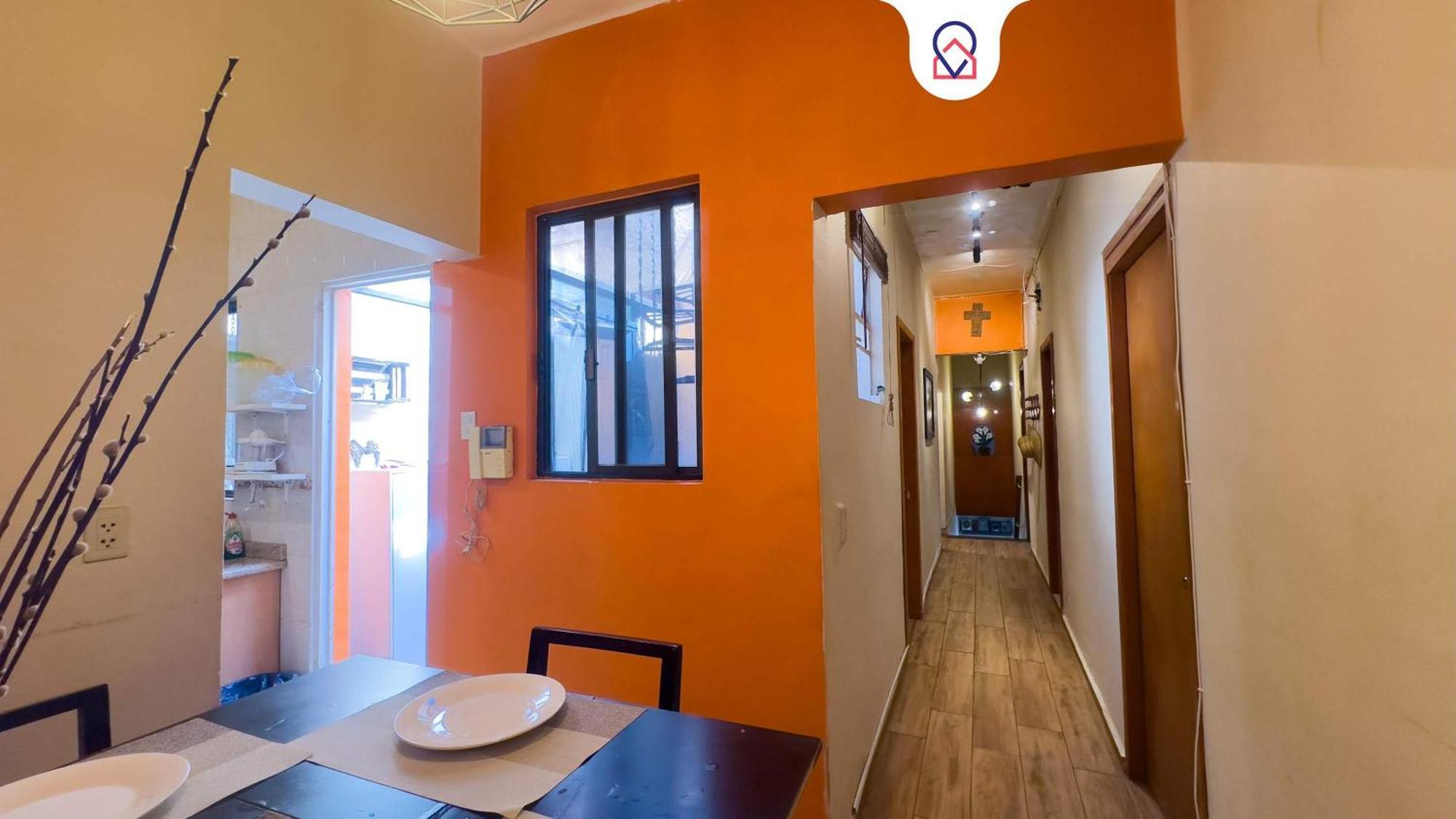 Excellent Location Wide House 5 Bedroom Roma Sur Сasa de vacaciones *