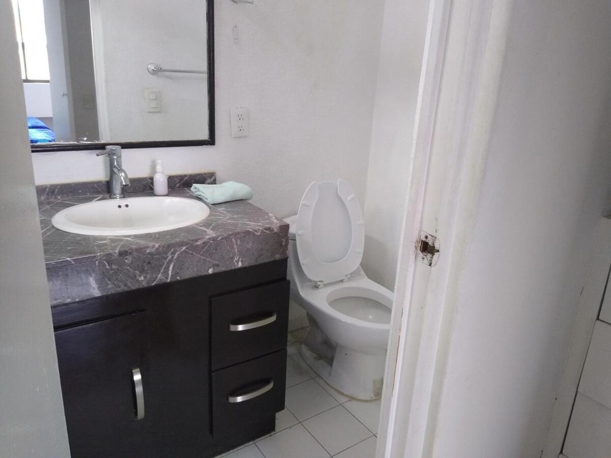 Apartment Spacious Located Very Close To Wtc