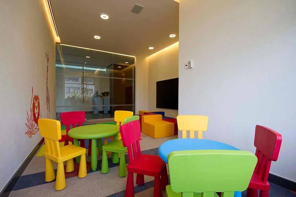 Apartment High-rise Reforma , 2bdr, 2bath, Mexico City