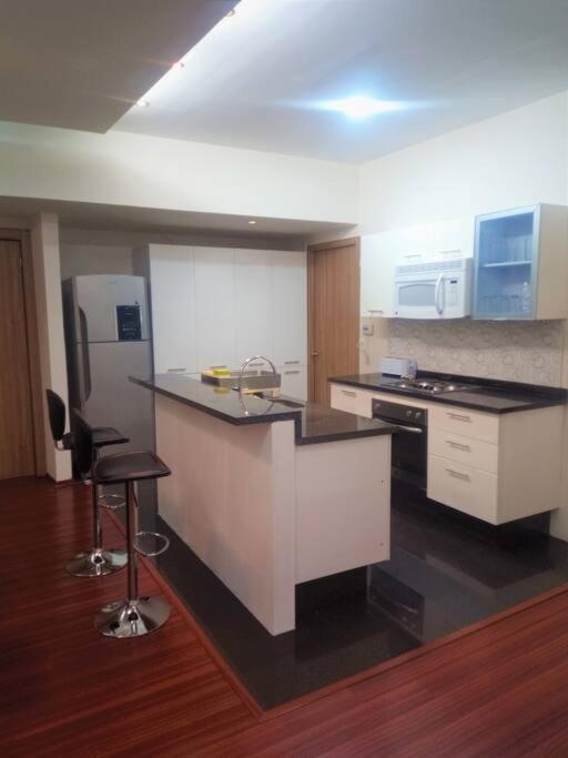 High-rise Reforma , 2bdr, 2bath, Mexico City