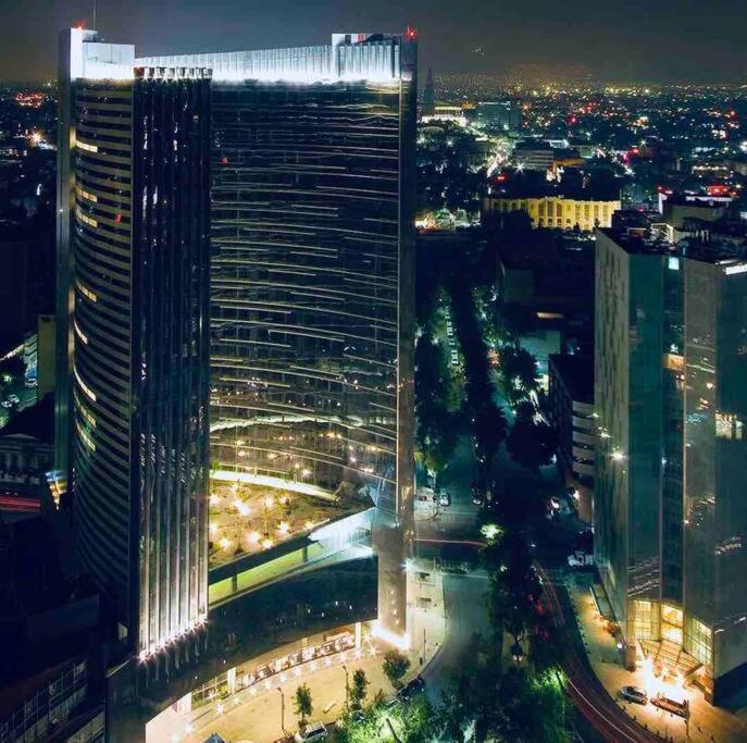 Apartment High-rise Reforma , 2bdr, 2bath, *