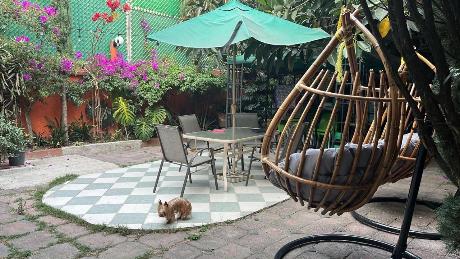 Melon Homestay *